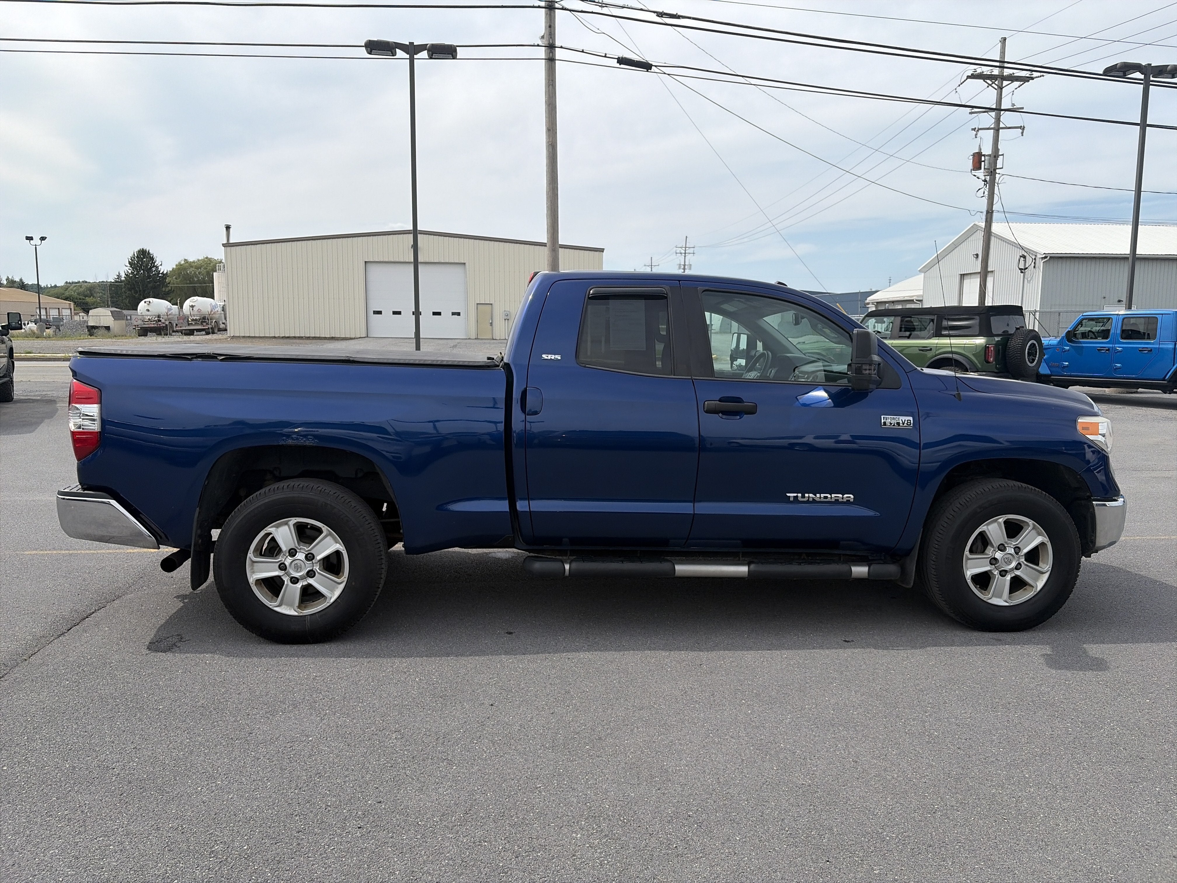 2014 Toyota Tundra 4WD Truck SR