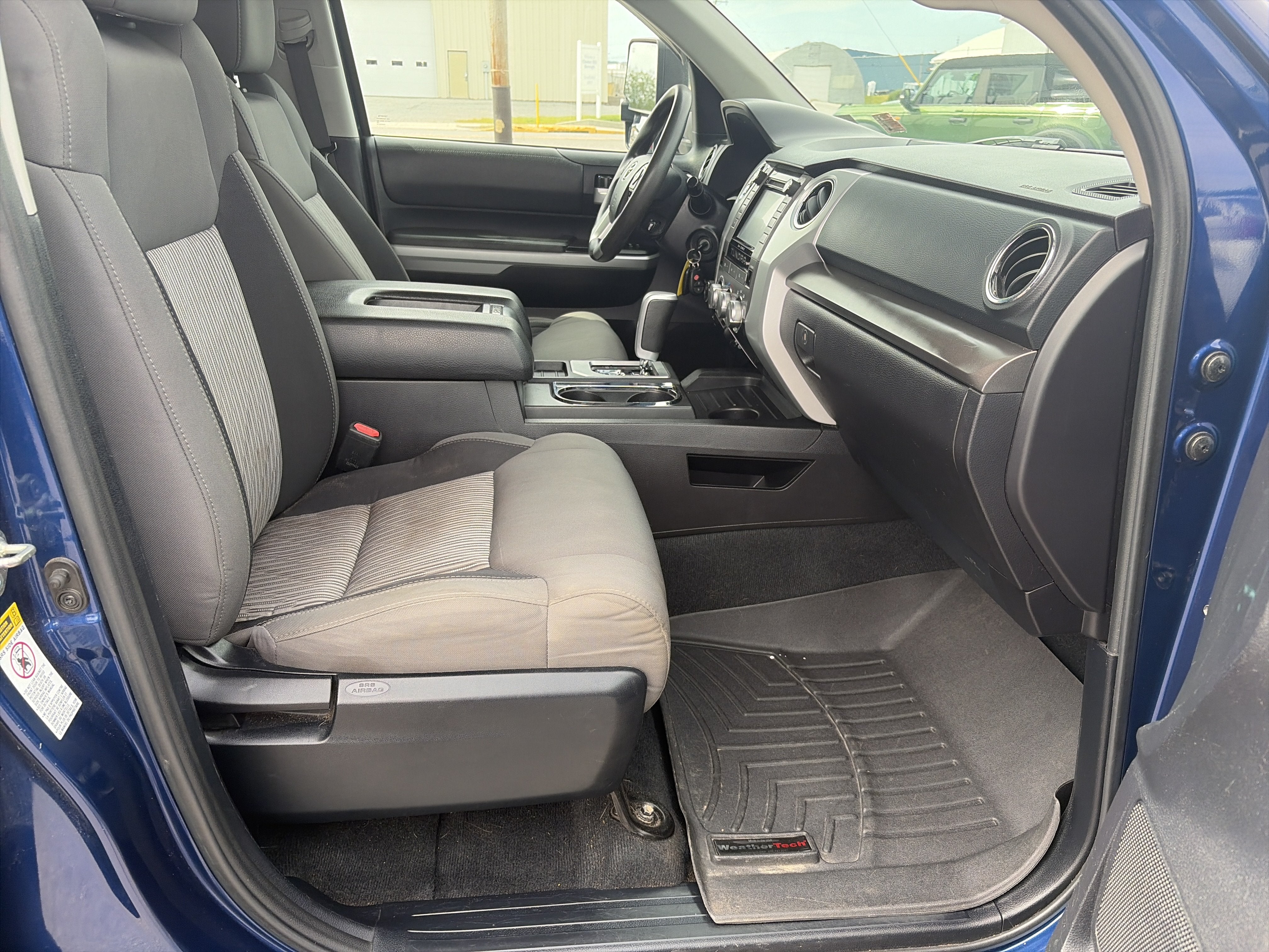 2014 Toyota Tundra 4WD Truck SR