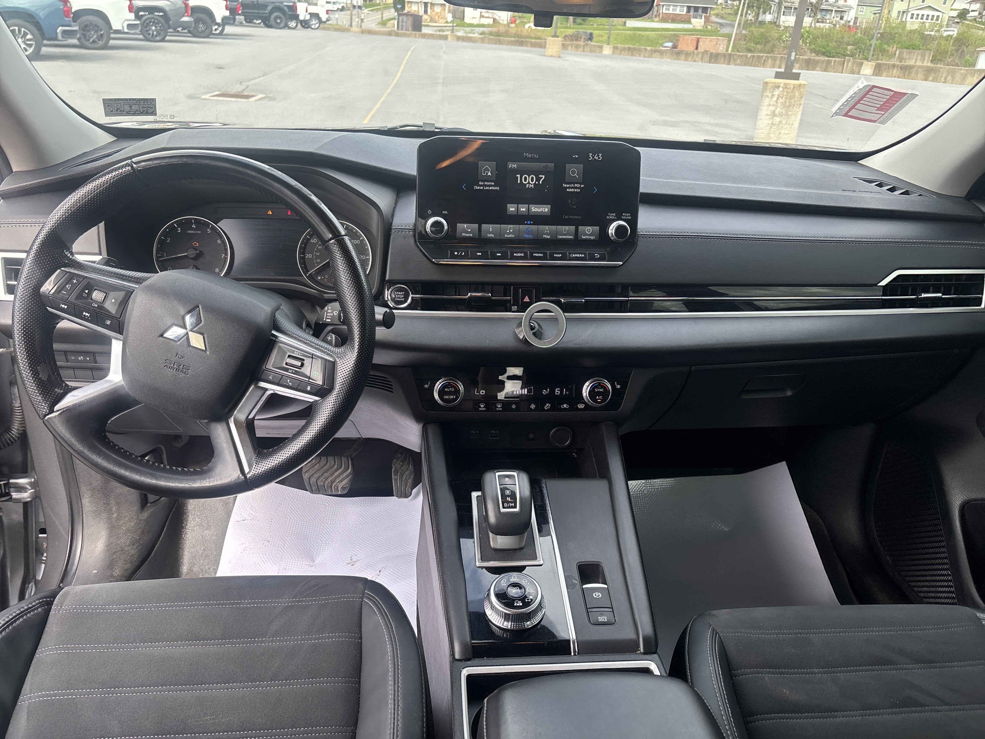 2022 Mitsubishi Outlander SE