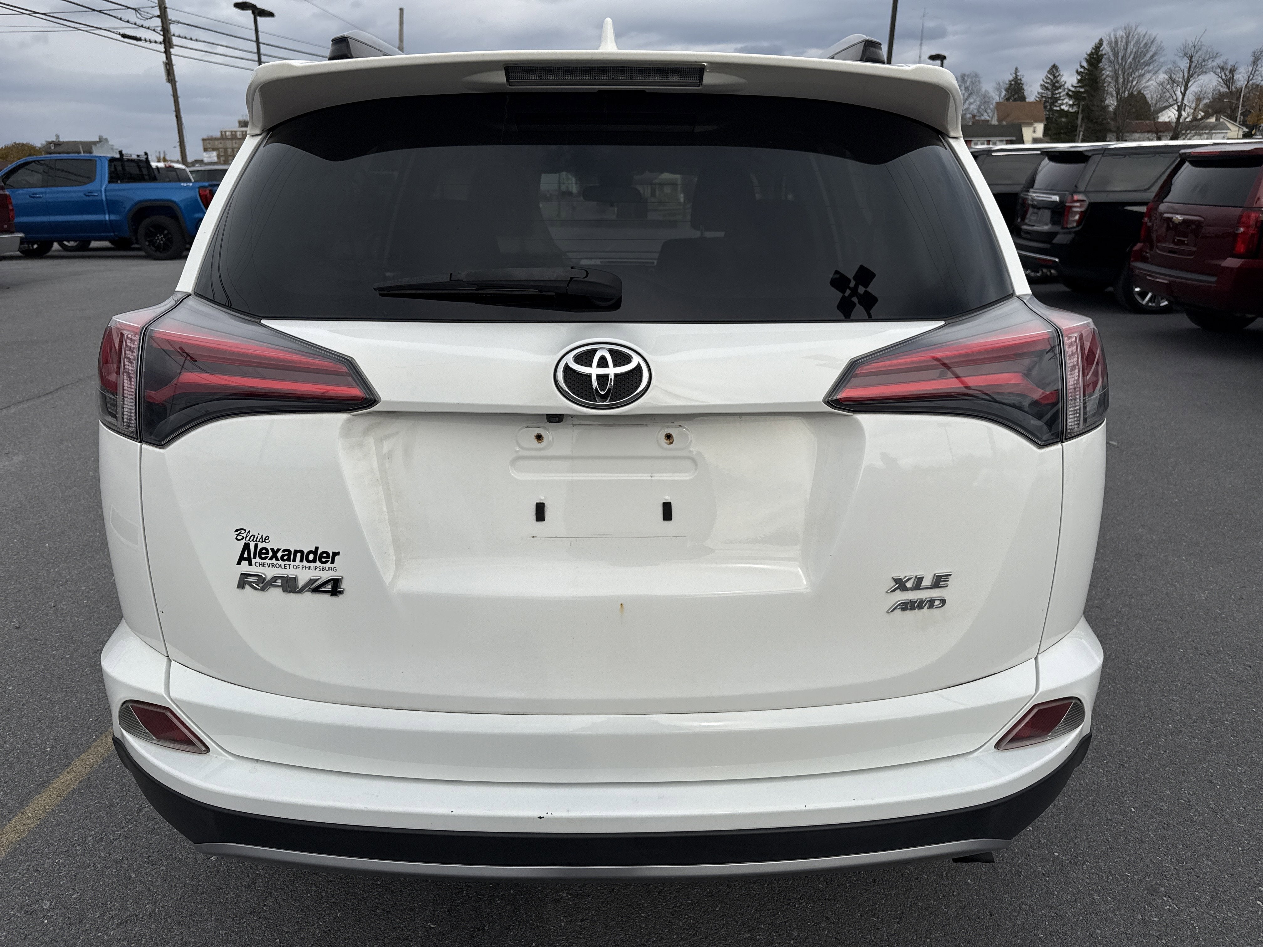 2018 Toyota RAV4 XLE