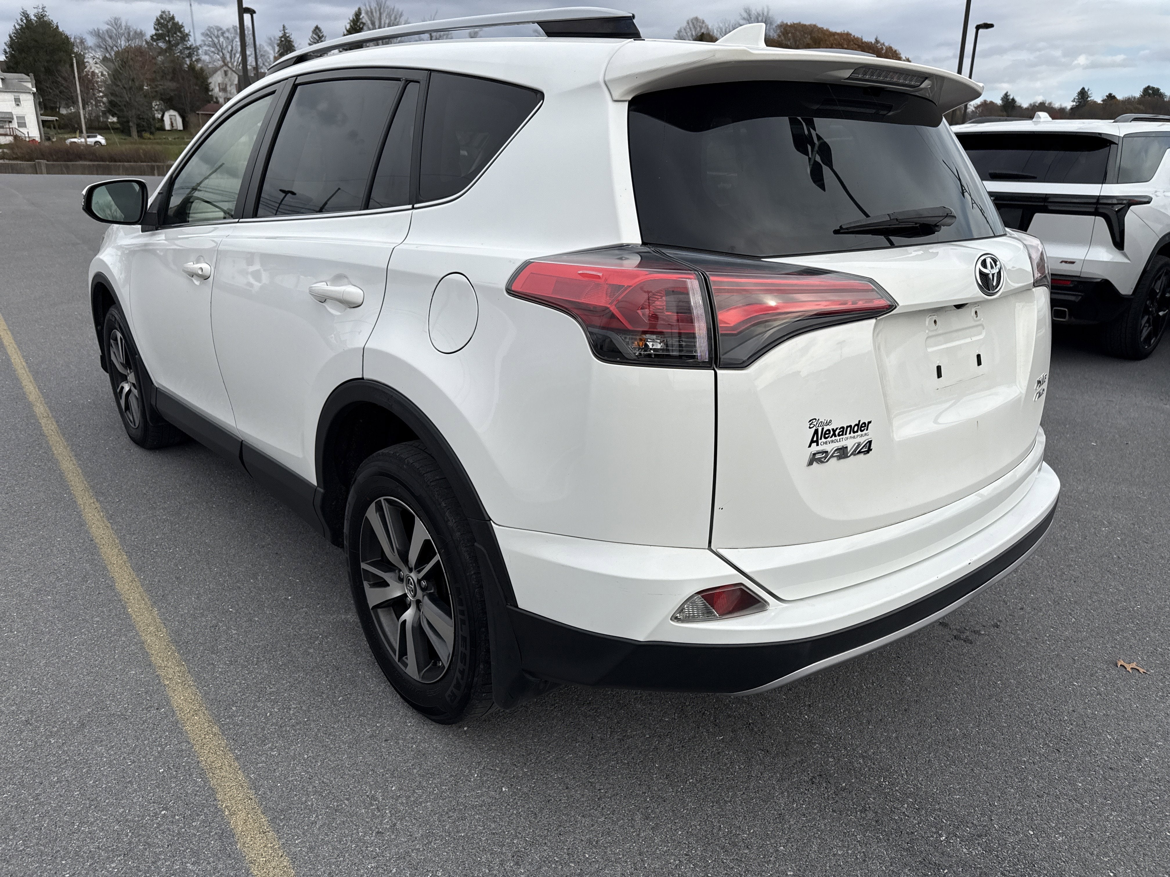 2018 Toyota RAV4 XLE