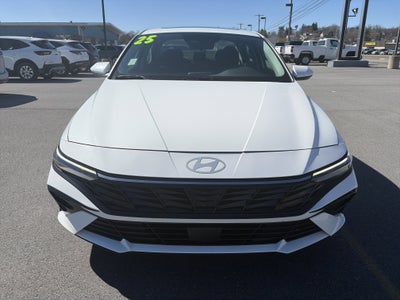 2025 Hyundai Elantra SEL Convenience