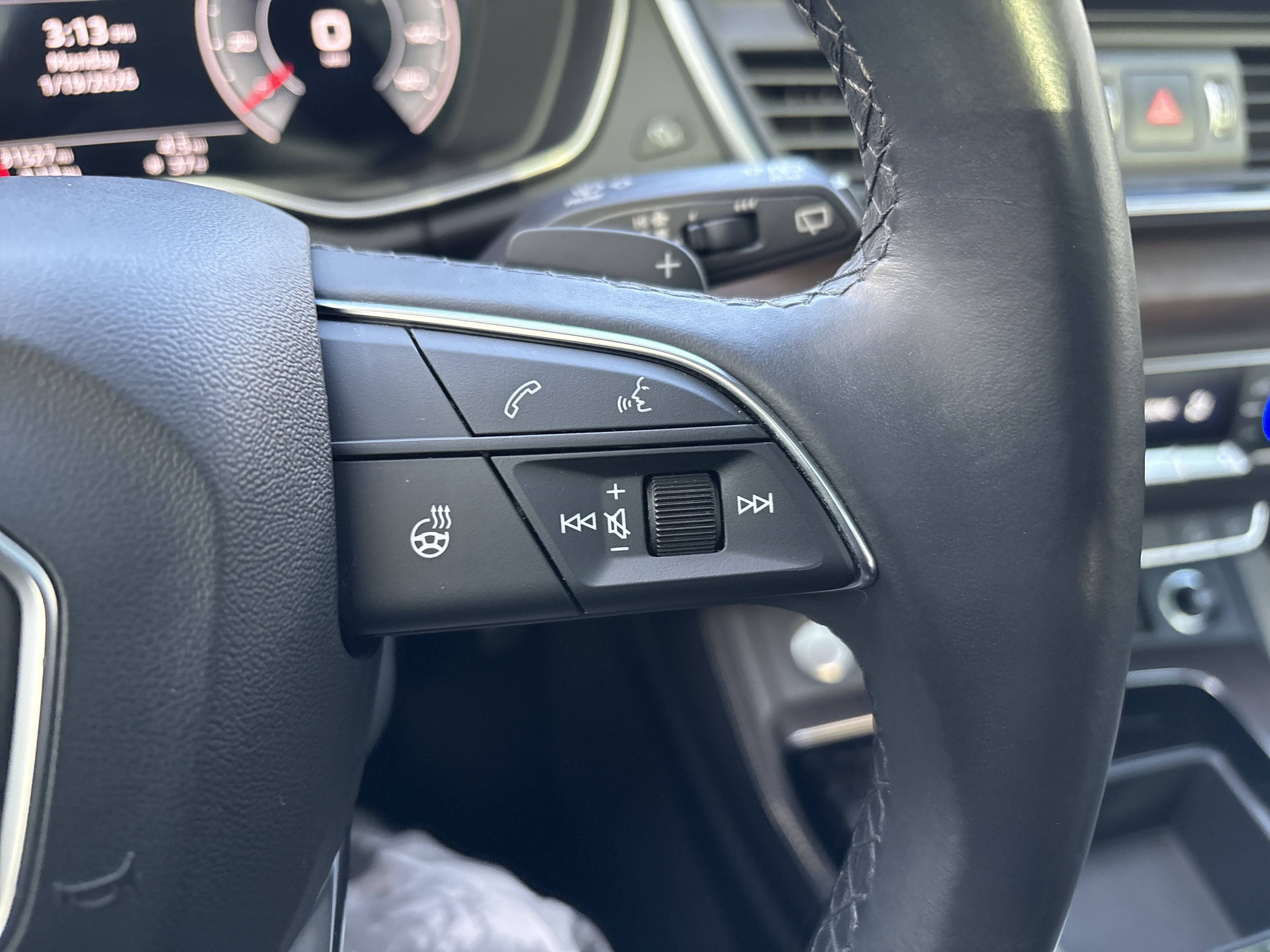 2023 Audi Q5 S line Premium Plus