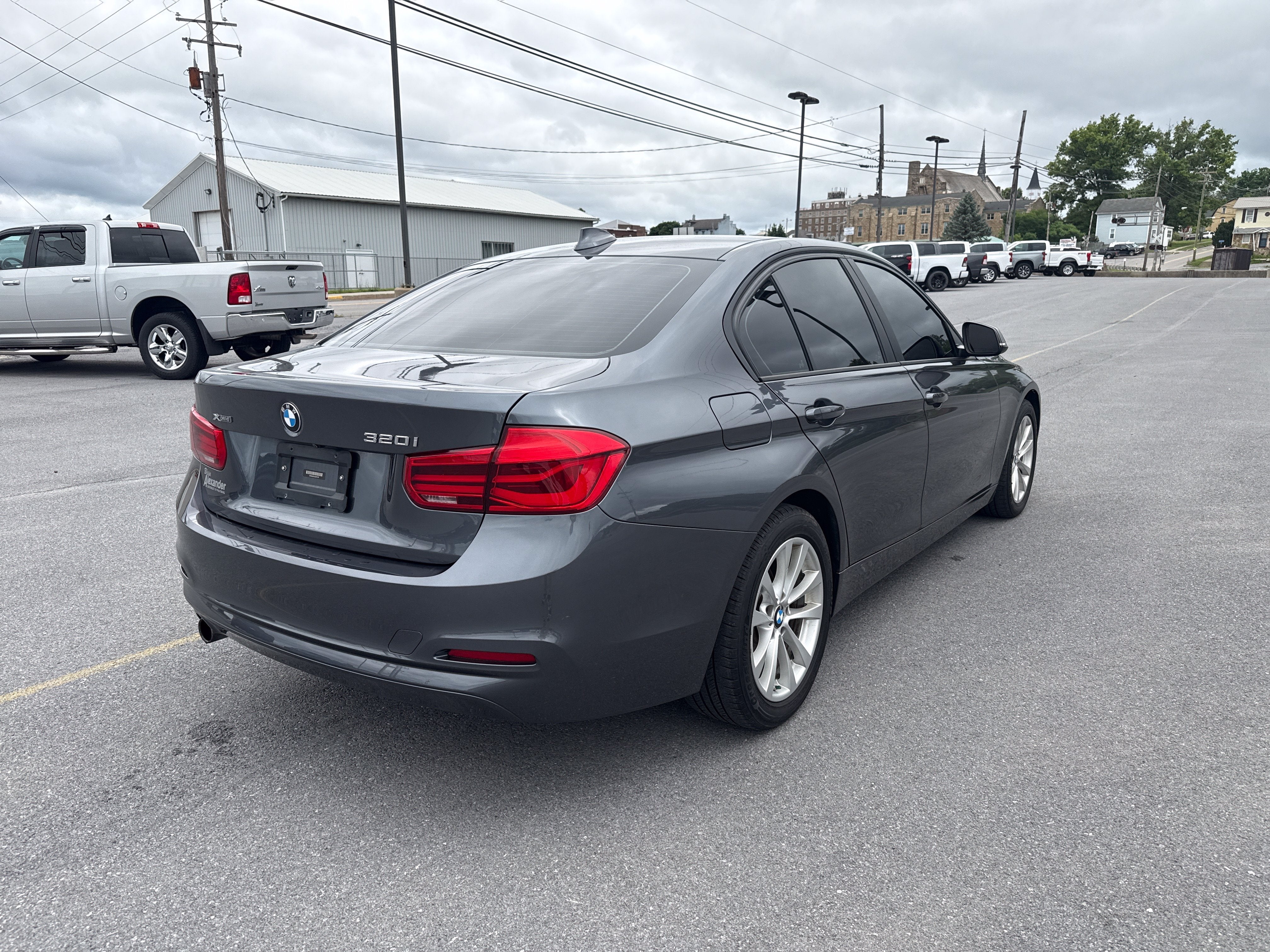 2018 BMW 3 Series 320i xDrive
