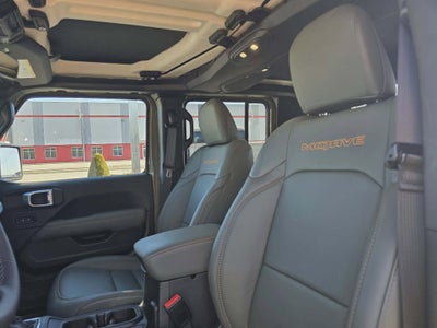 2025 Jeep Gladiator Mojave X