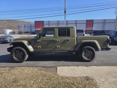 2025 Jeep Gladiator Mojave X