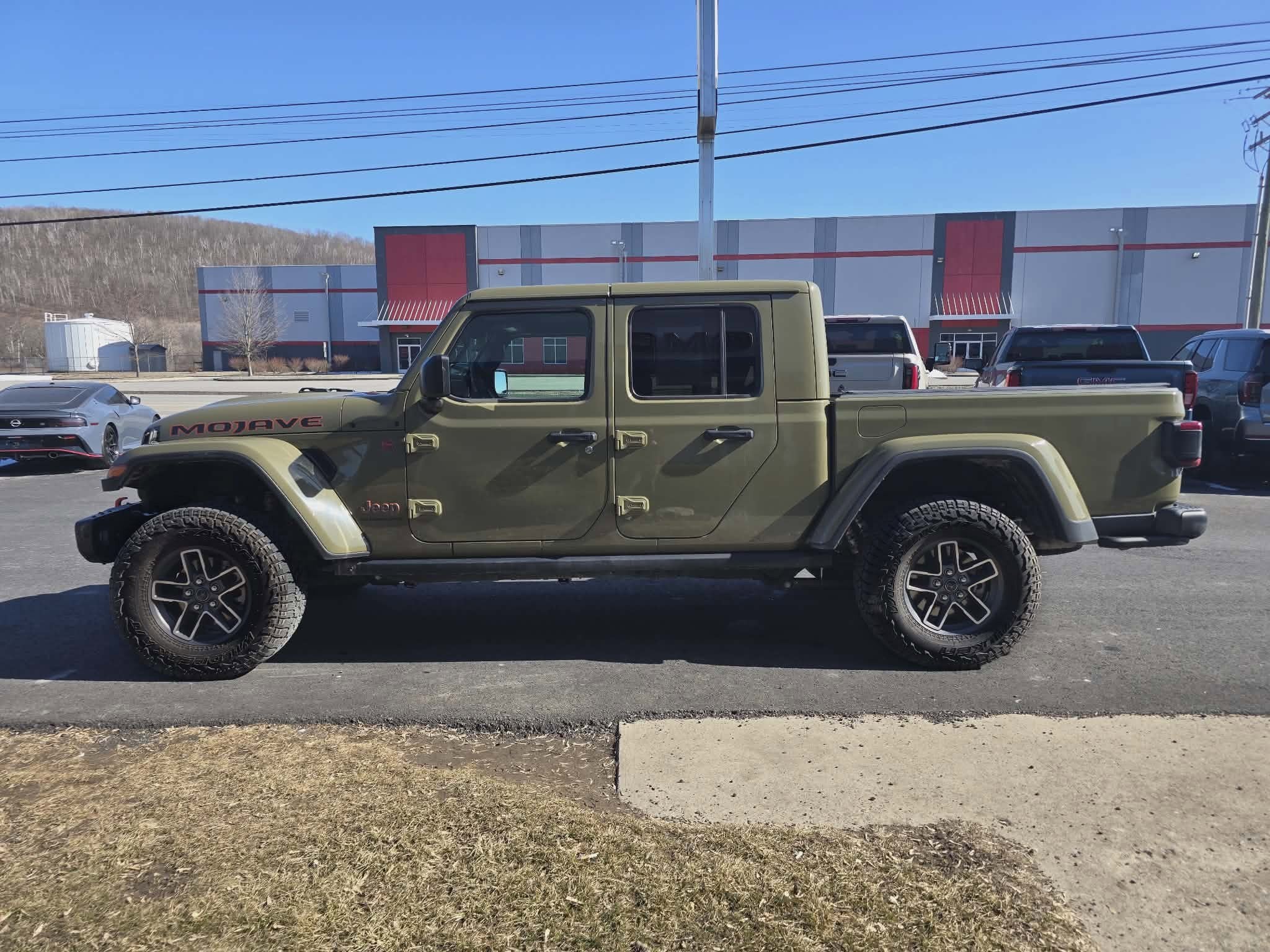2025 Jeep Gladiator Mojave X