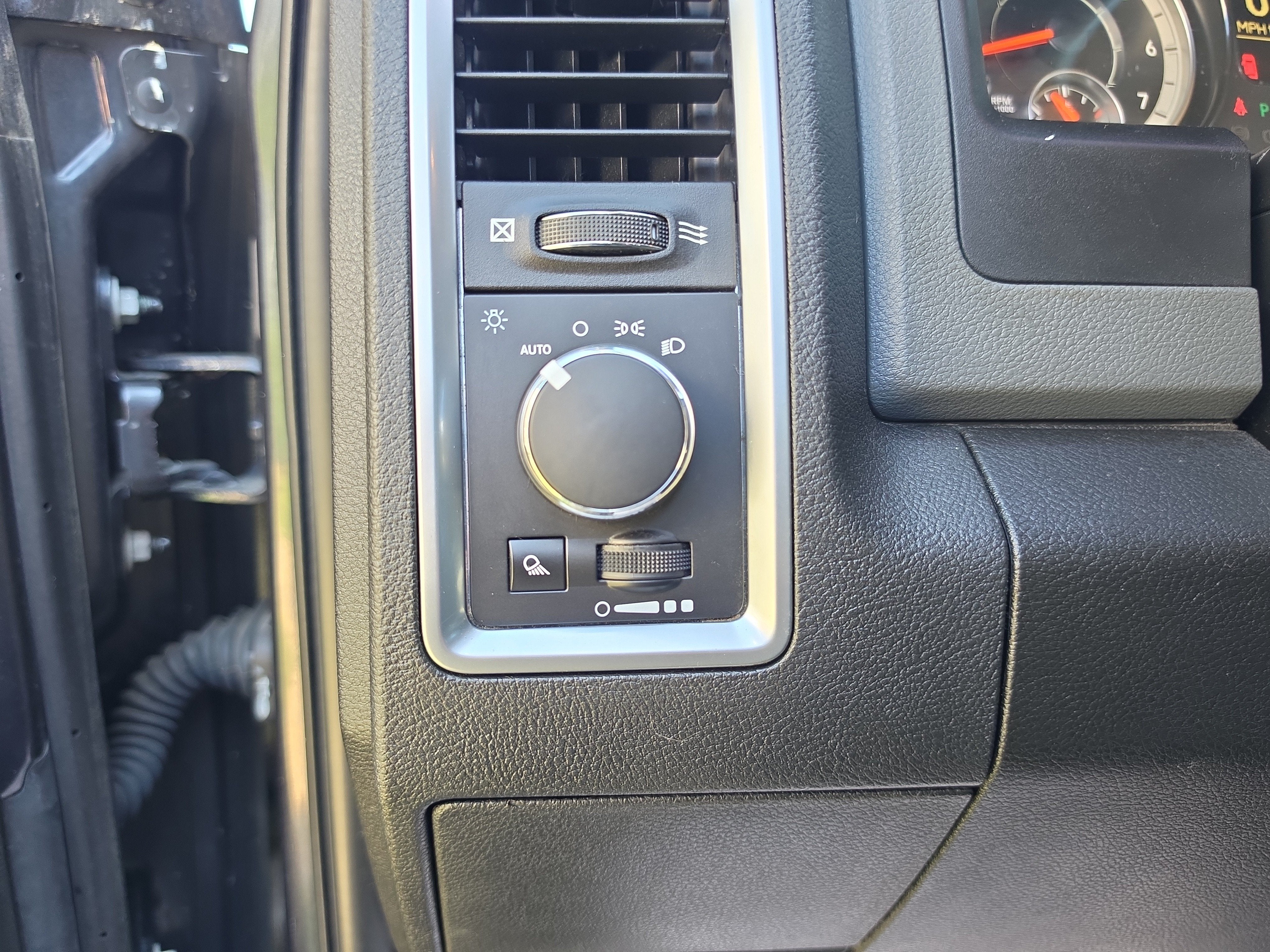 2019 RAM 1500 Classic SLT