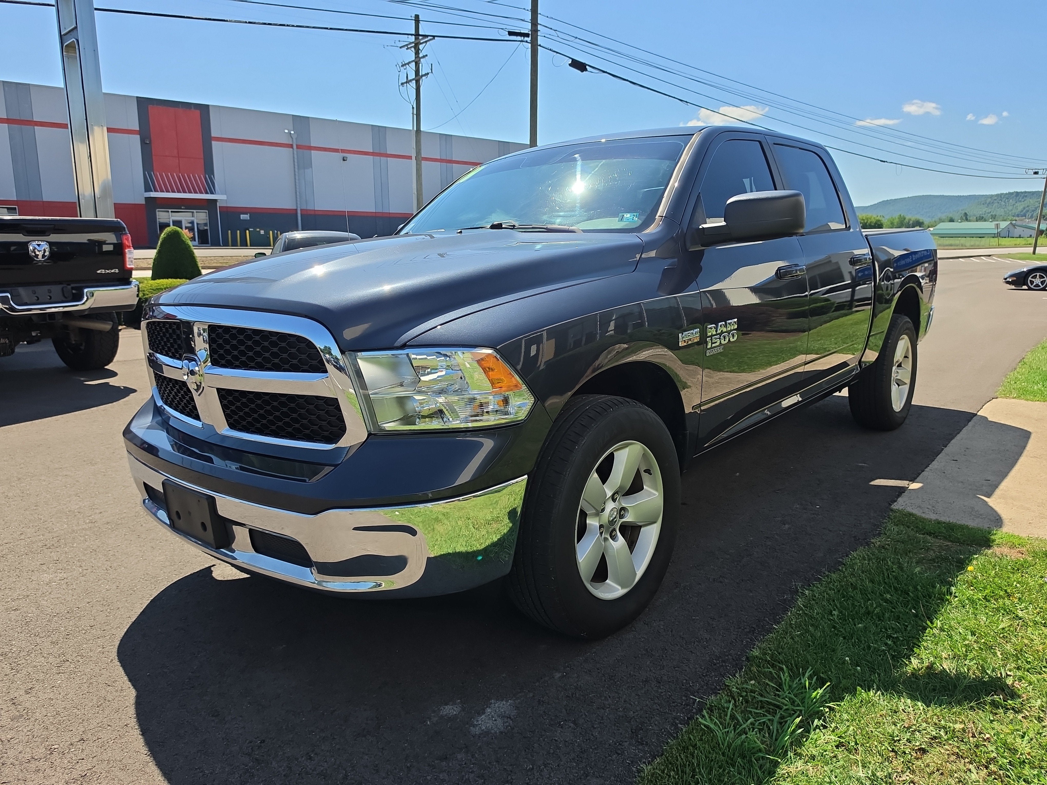 2019 RAM 1500 Classic SLT