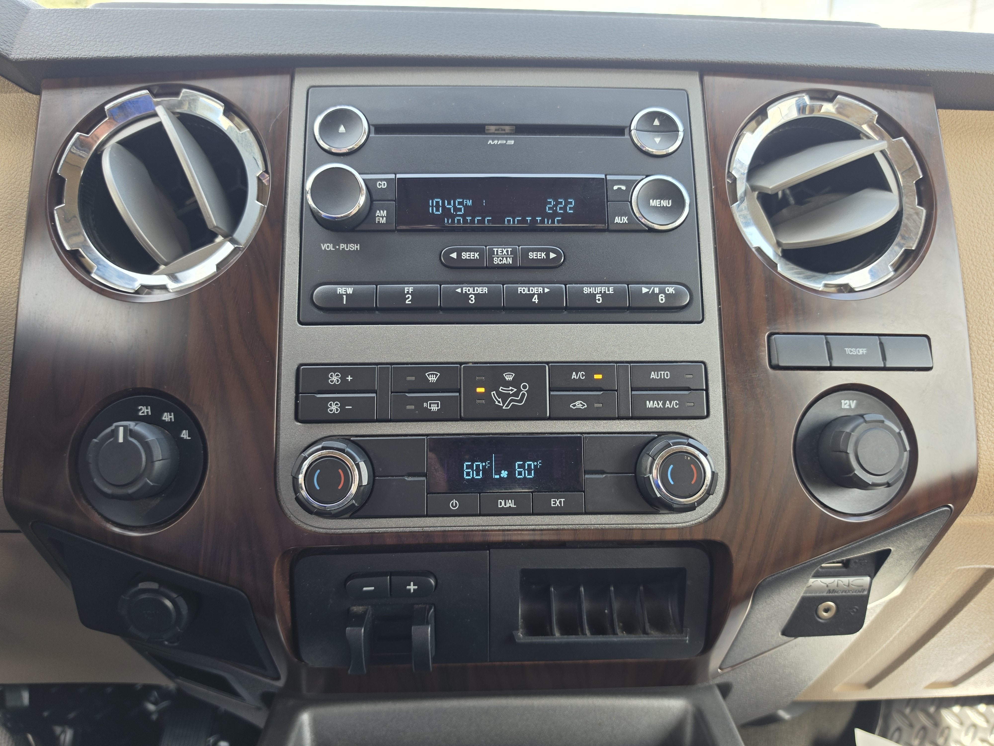 2011 Ford Super Duty F-350 DRW XL