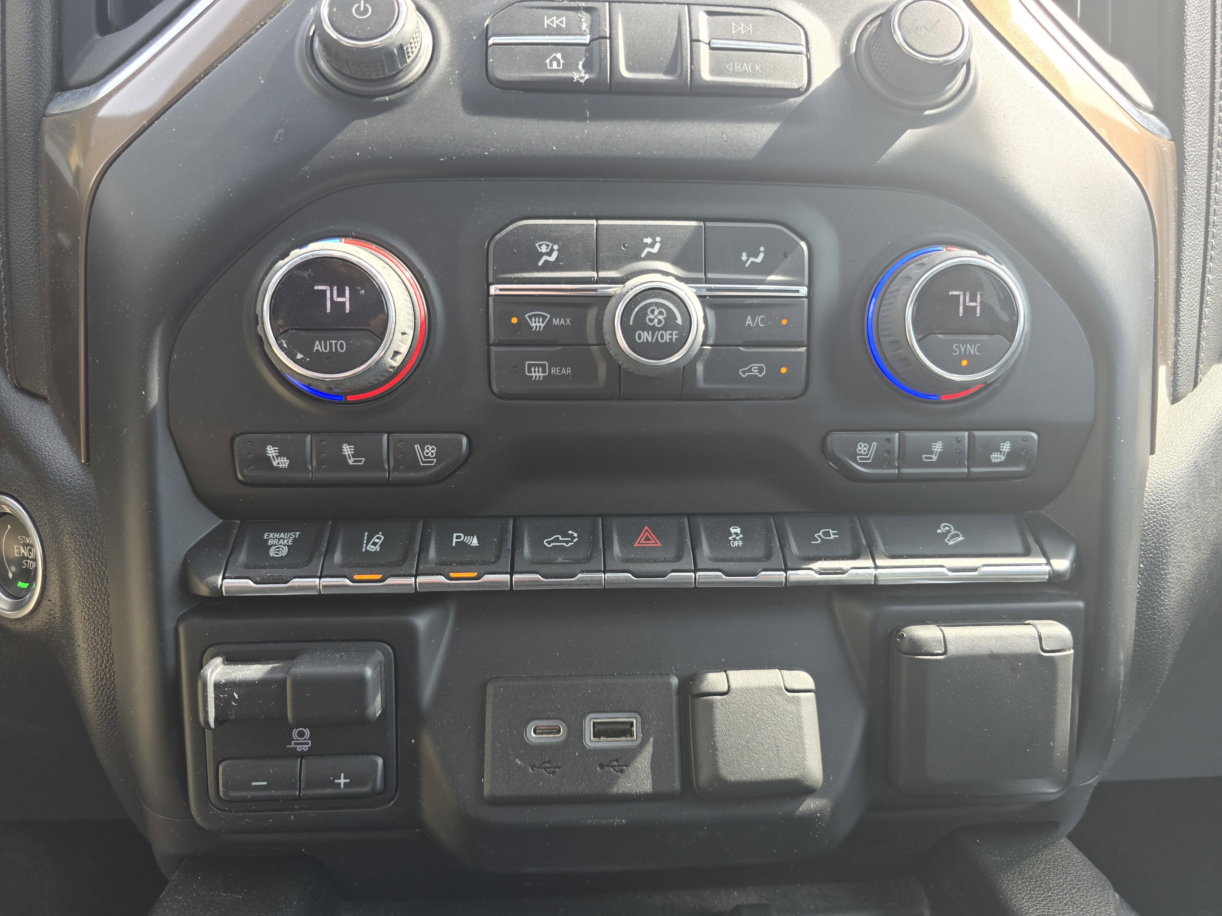 2022 Chevrolet Silverado 2500 HD High Country