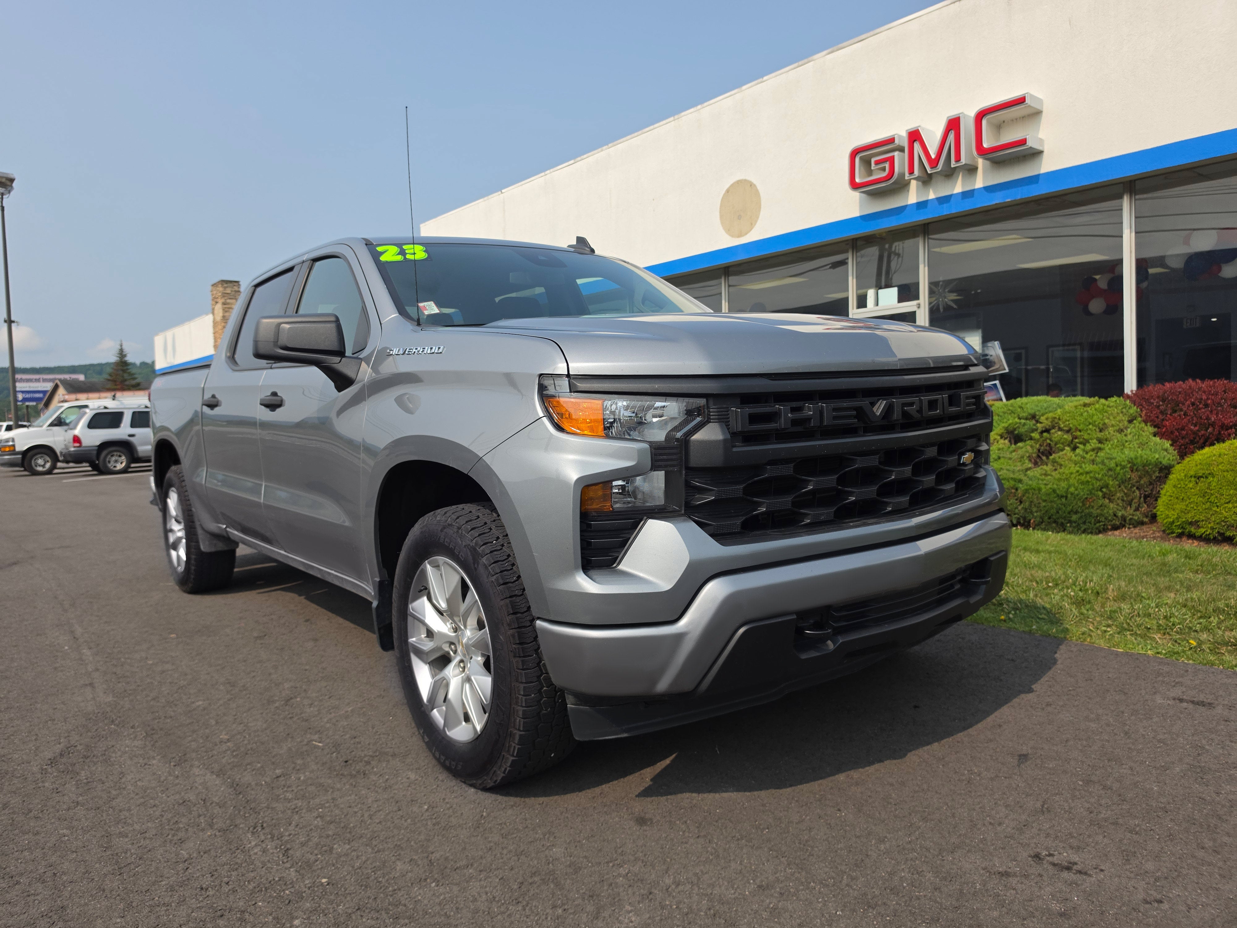 2023 Chevrolet Silverado 1500 Custom