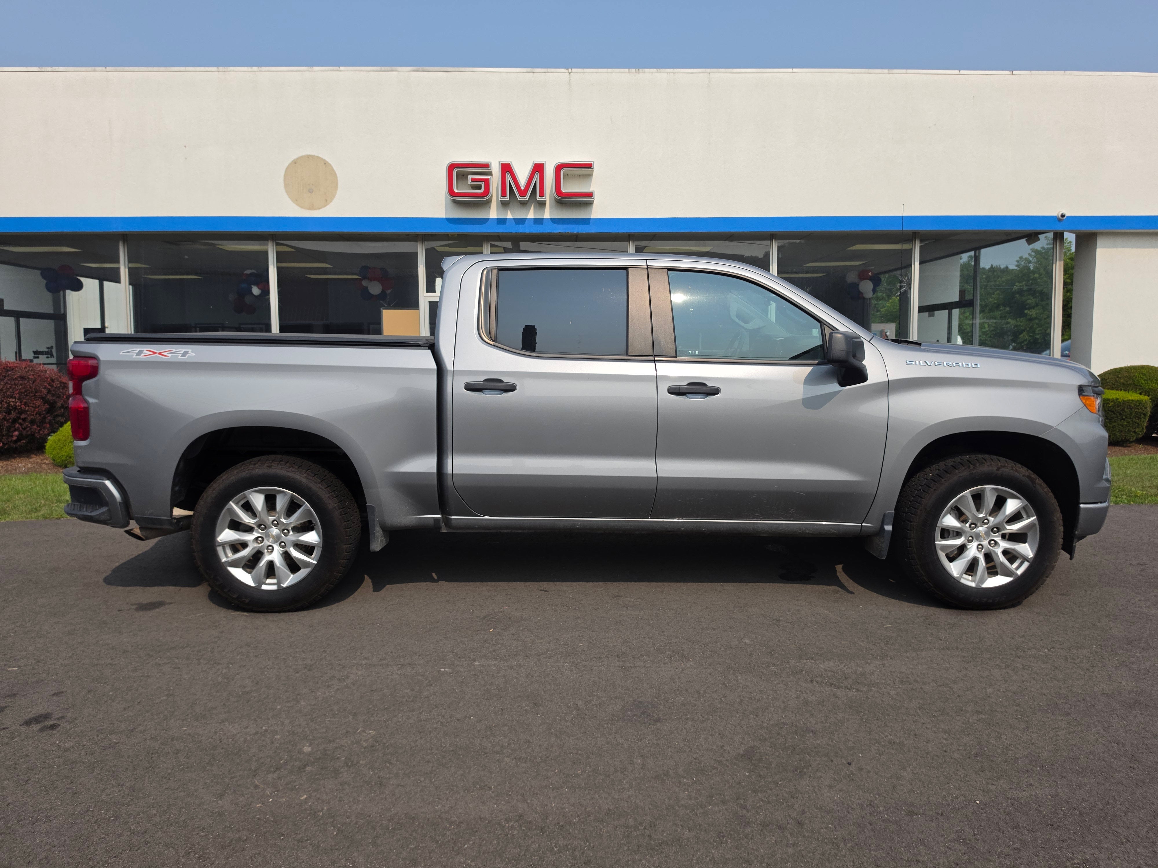 2023 Chevrolet Silverado 1500 Custom