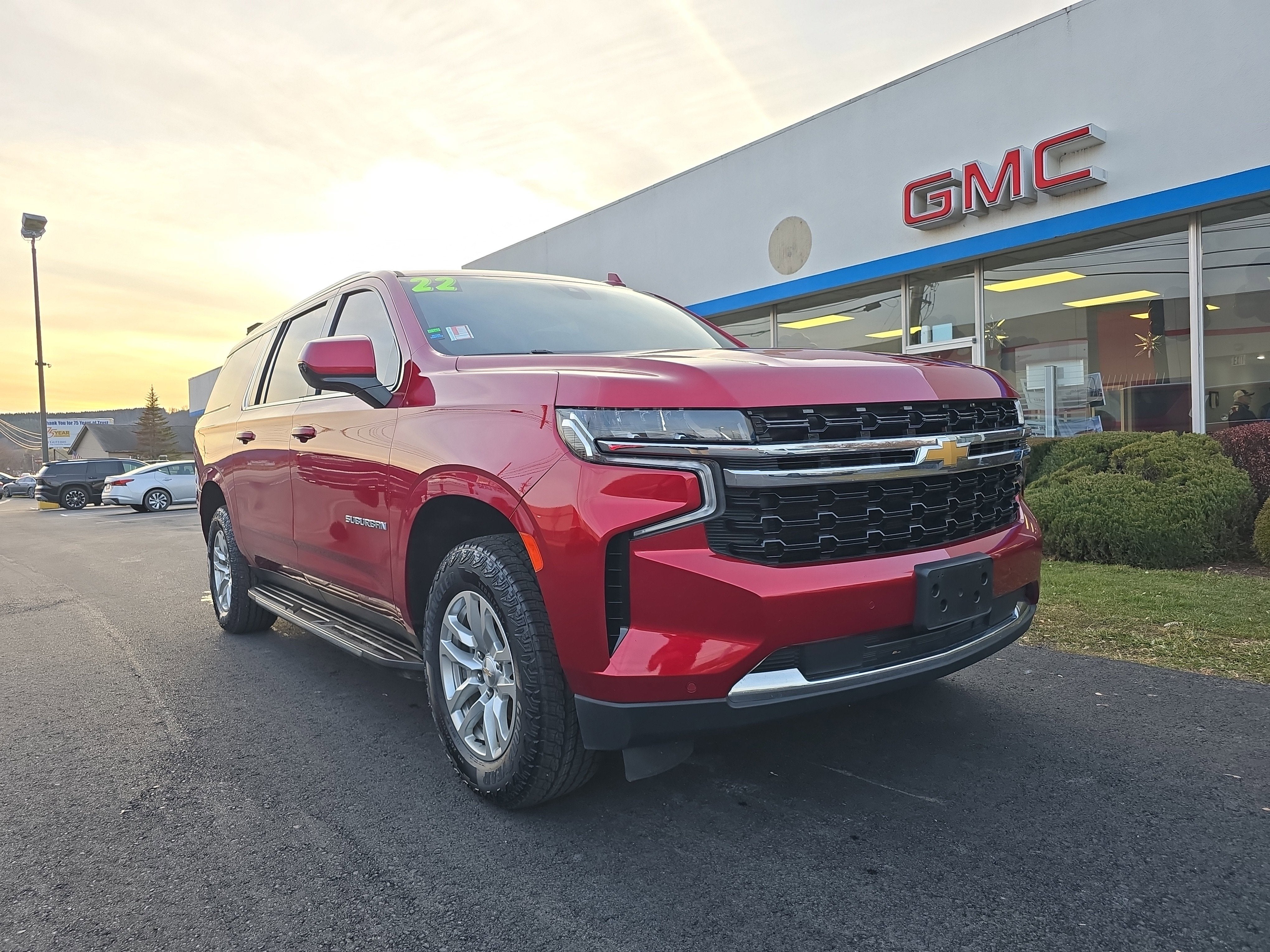 2022 Chevrolet Suburban LS