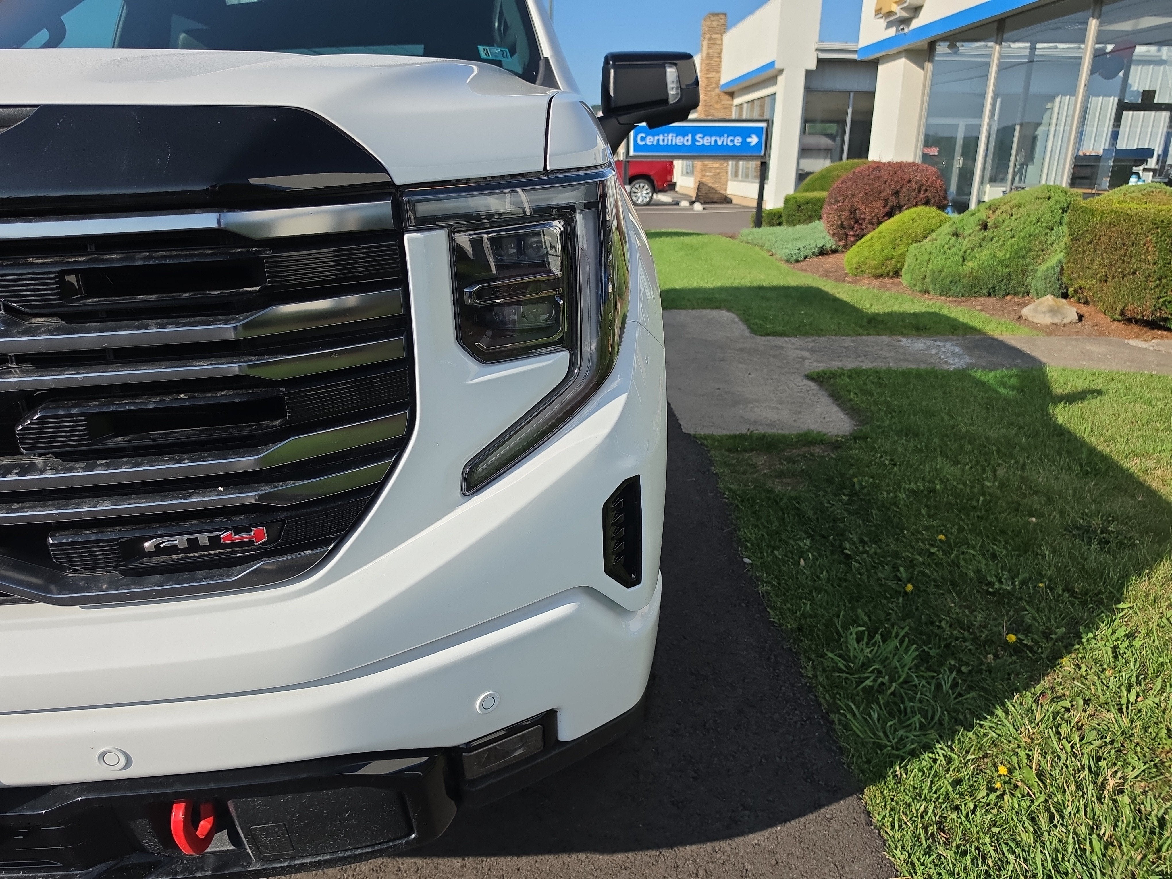 2025 GMC Sierra 1500 AT4