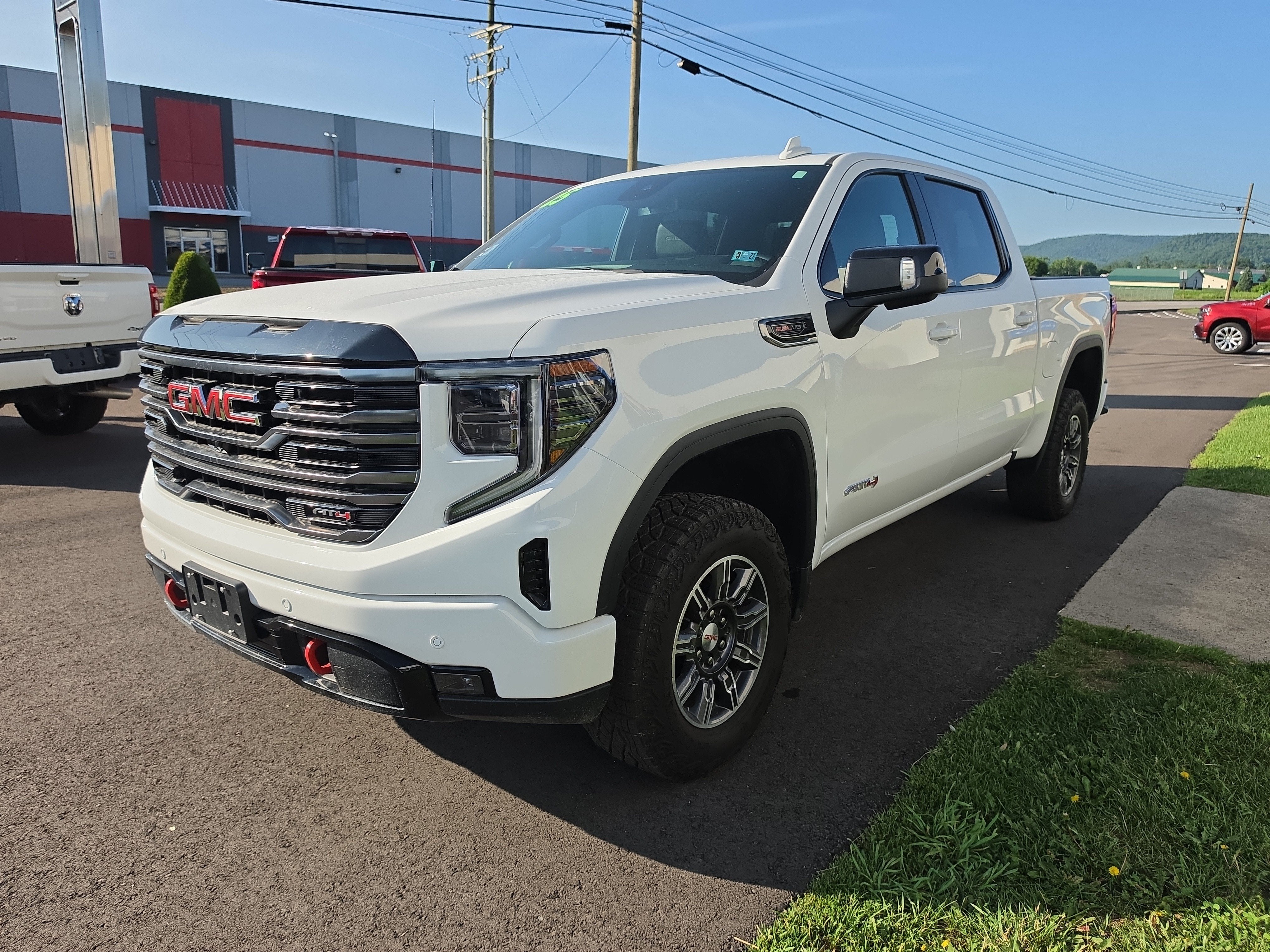 2025 GMC Sierra 1500 AT4
