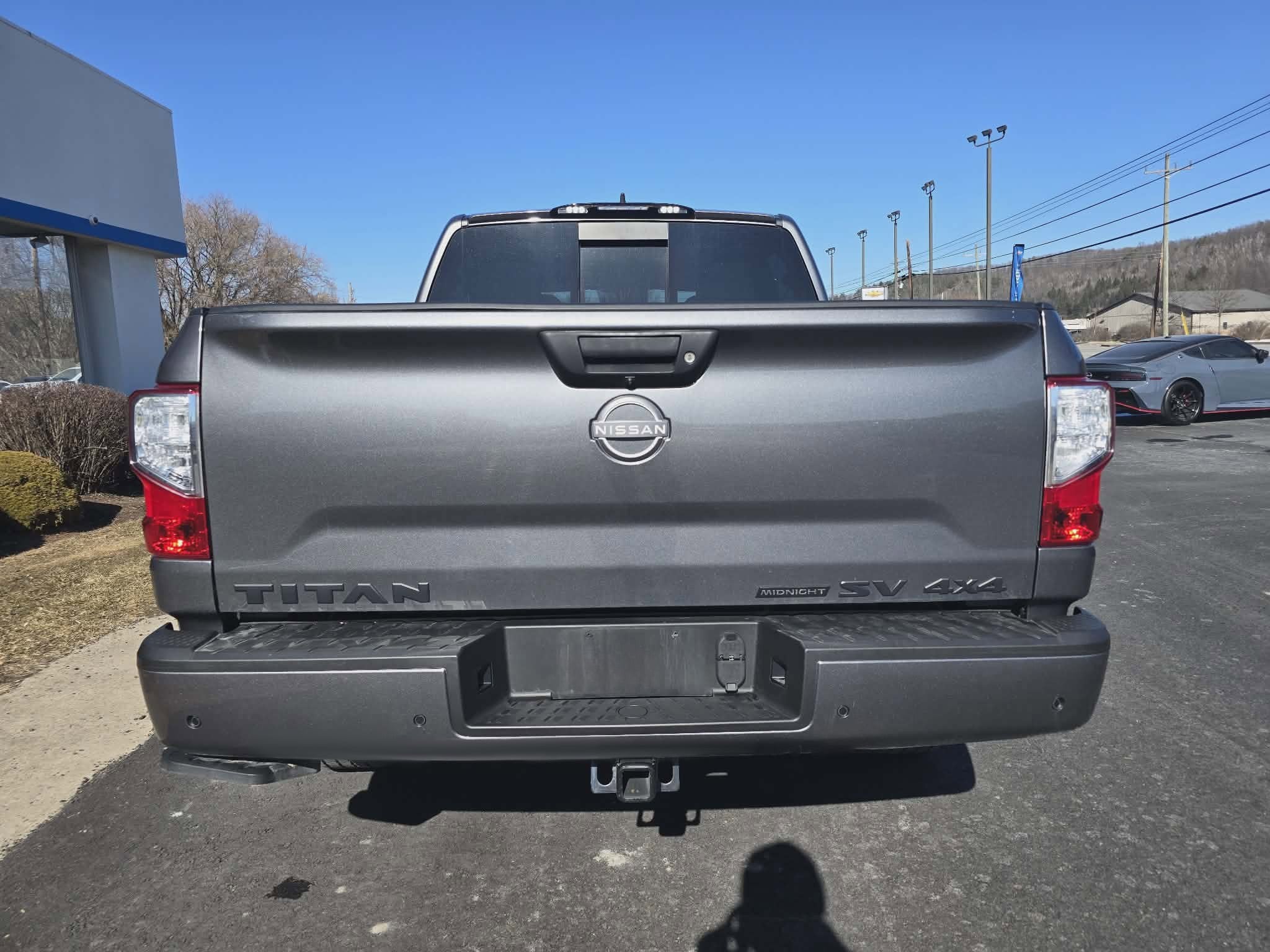 2024 Nissan Titan SV