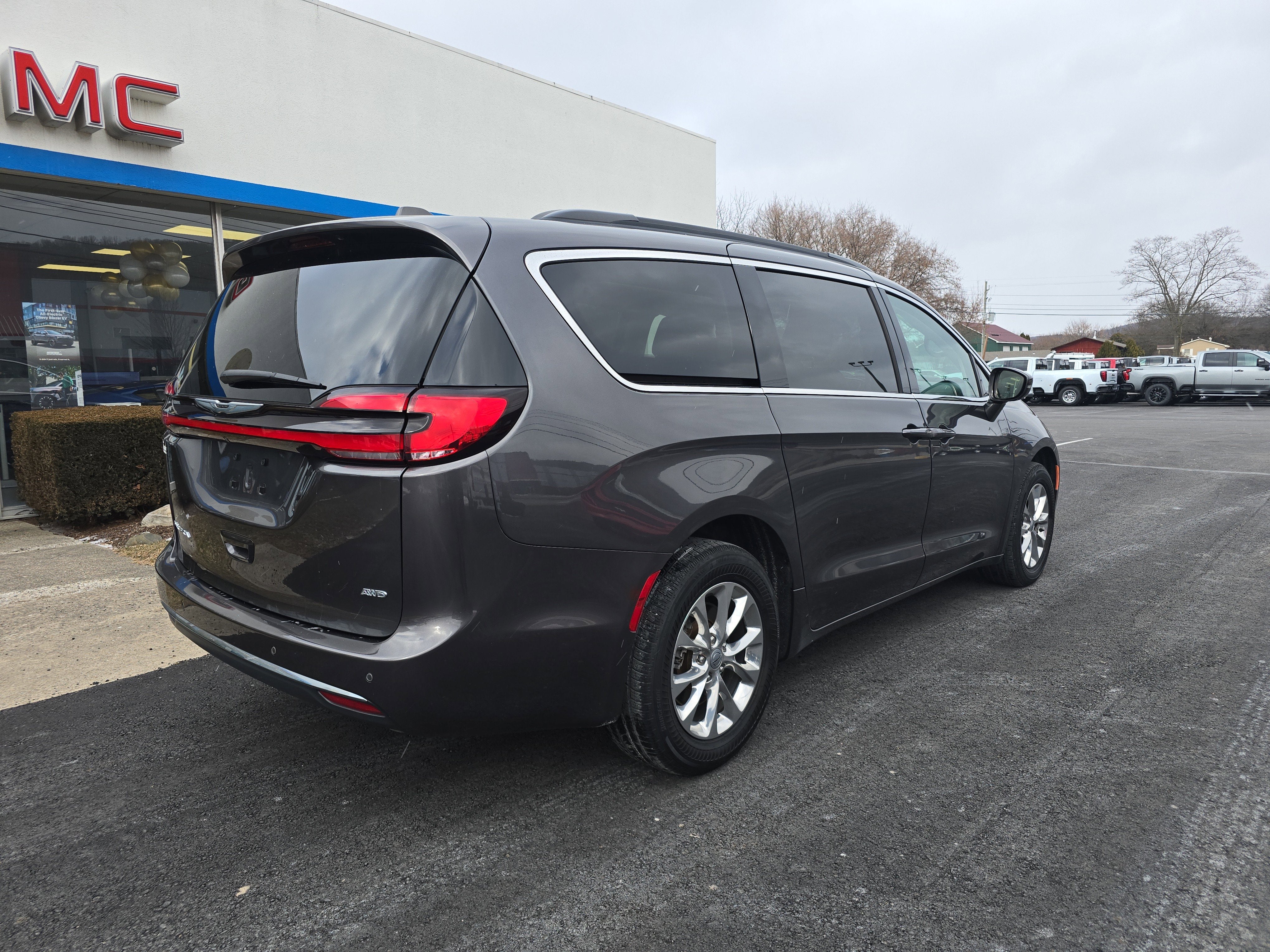 2022 Chrysler Pacifica Touring L