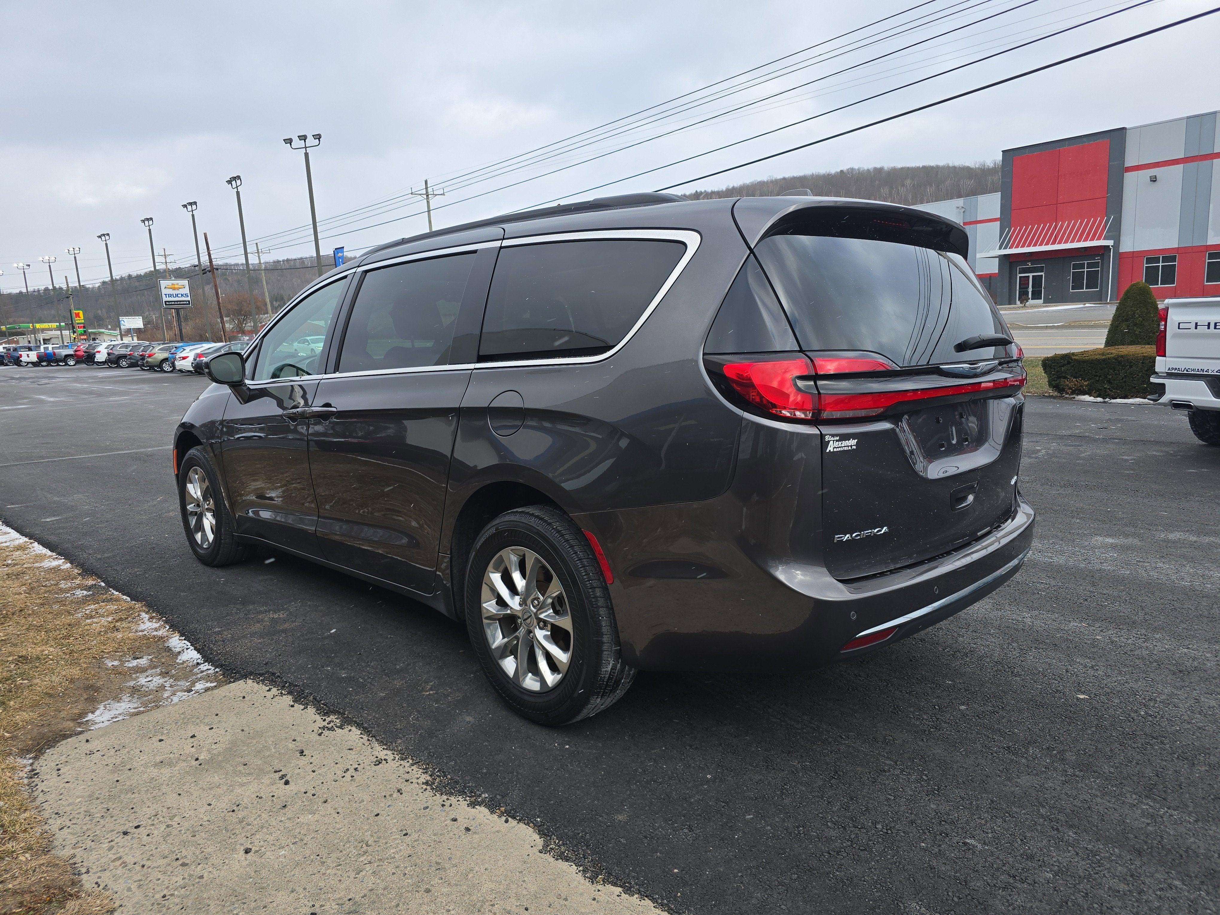 2022 Chrysler Pacifica Touring L