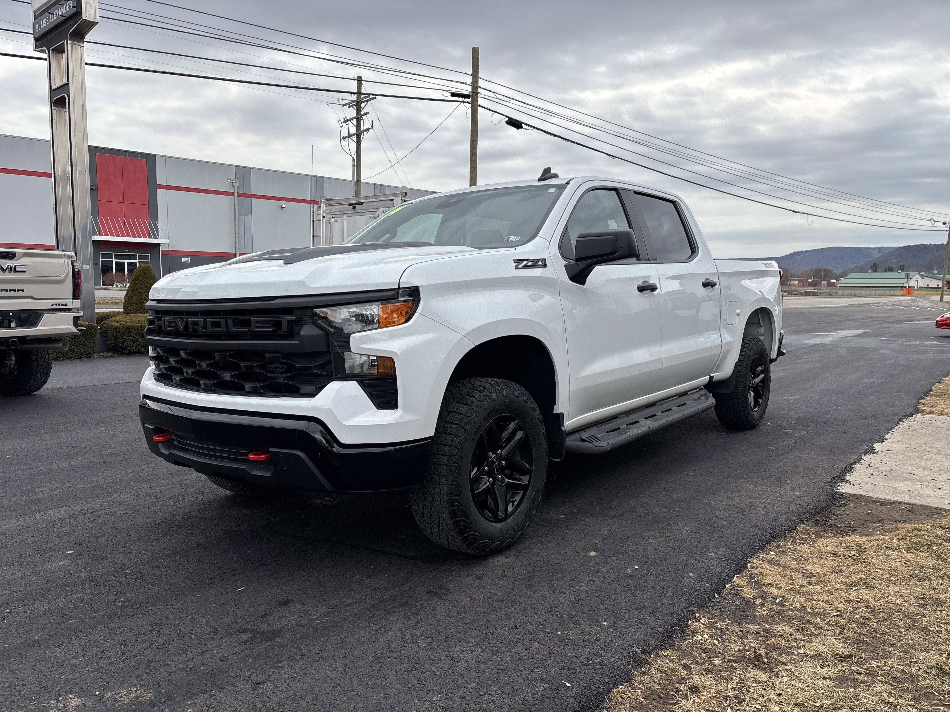 2024 Chevrolet Silverado 1500 Custom Trail Boss