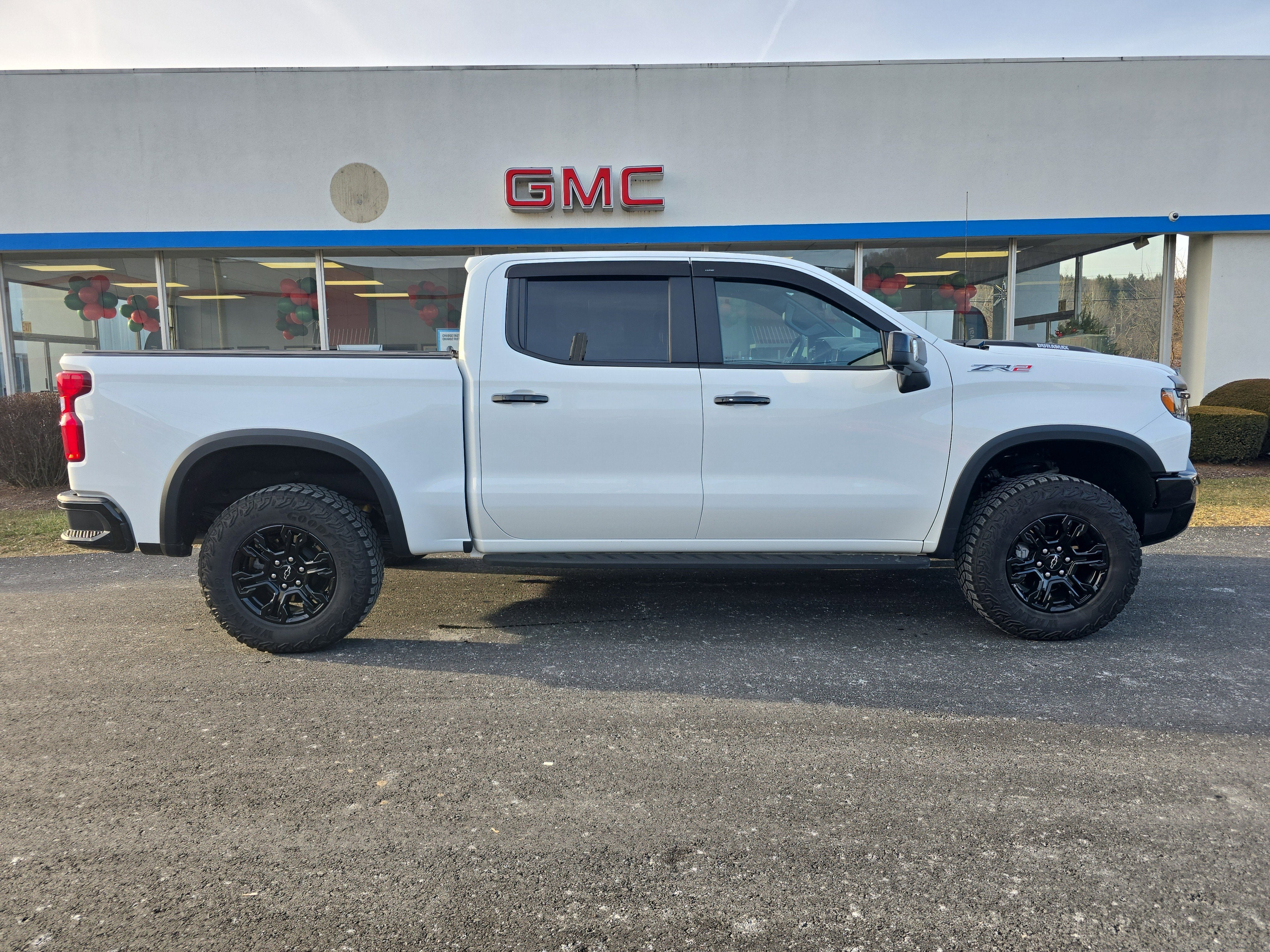 2025 Chevrolet Silverado 1500 ZR2