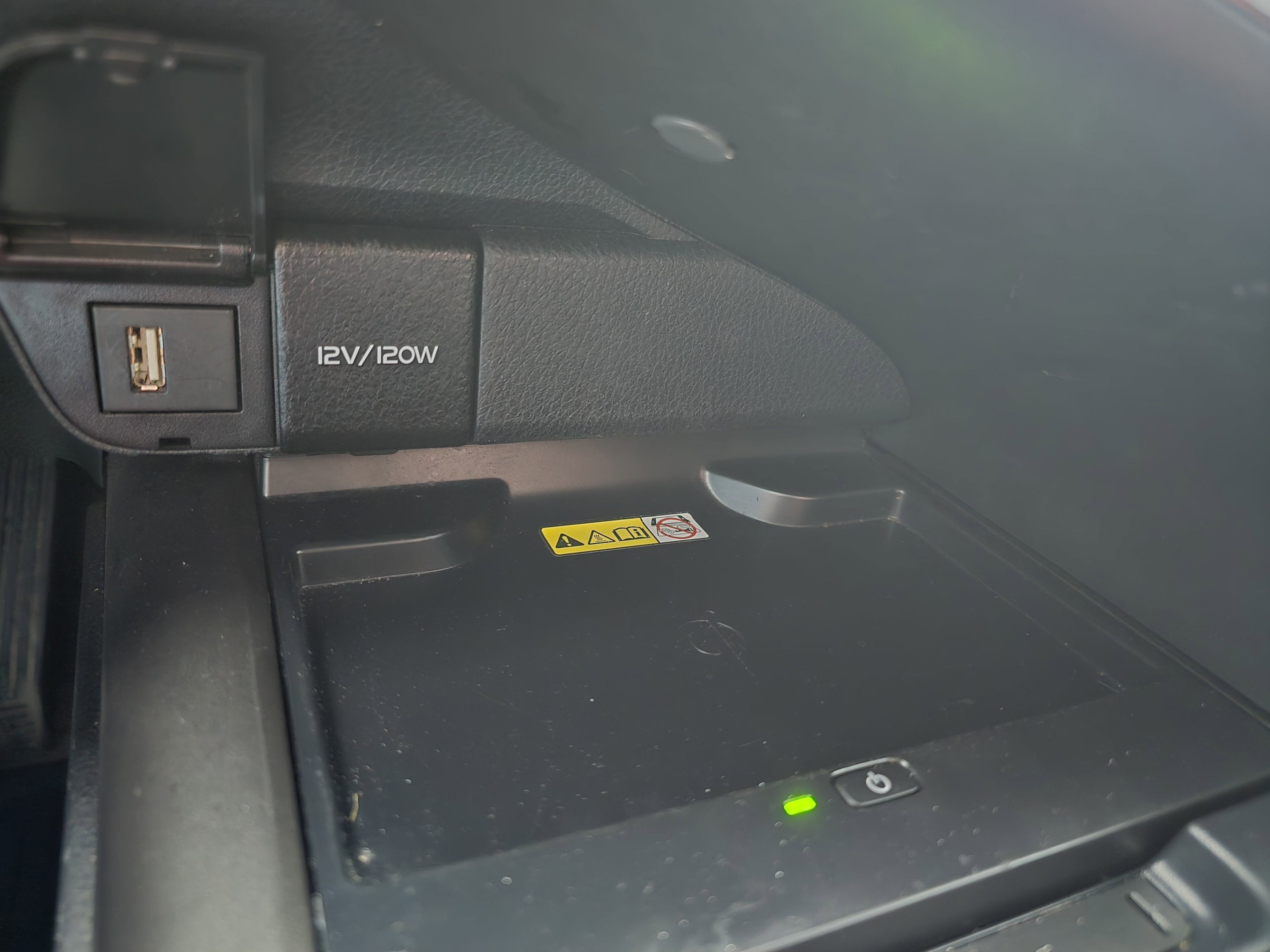 2023 Toyota Camry Hybrid XSE