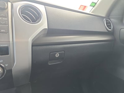 2017 Toyota Tundra 4WD SR5