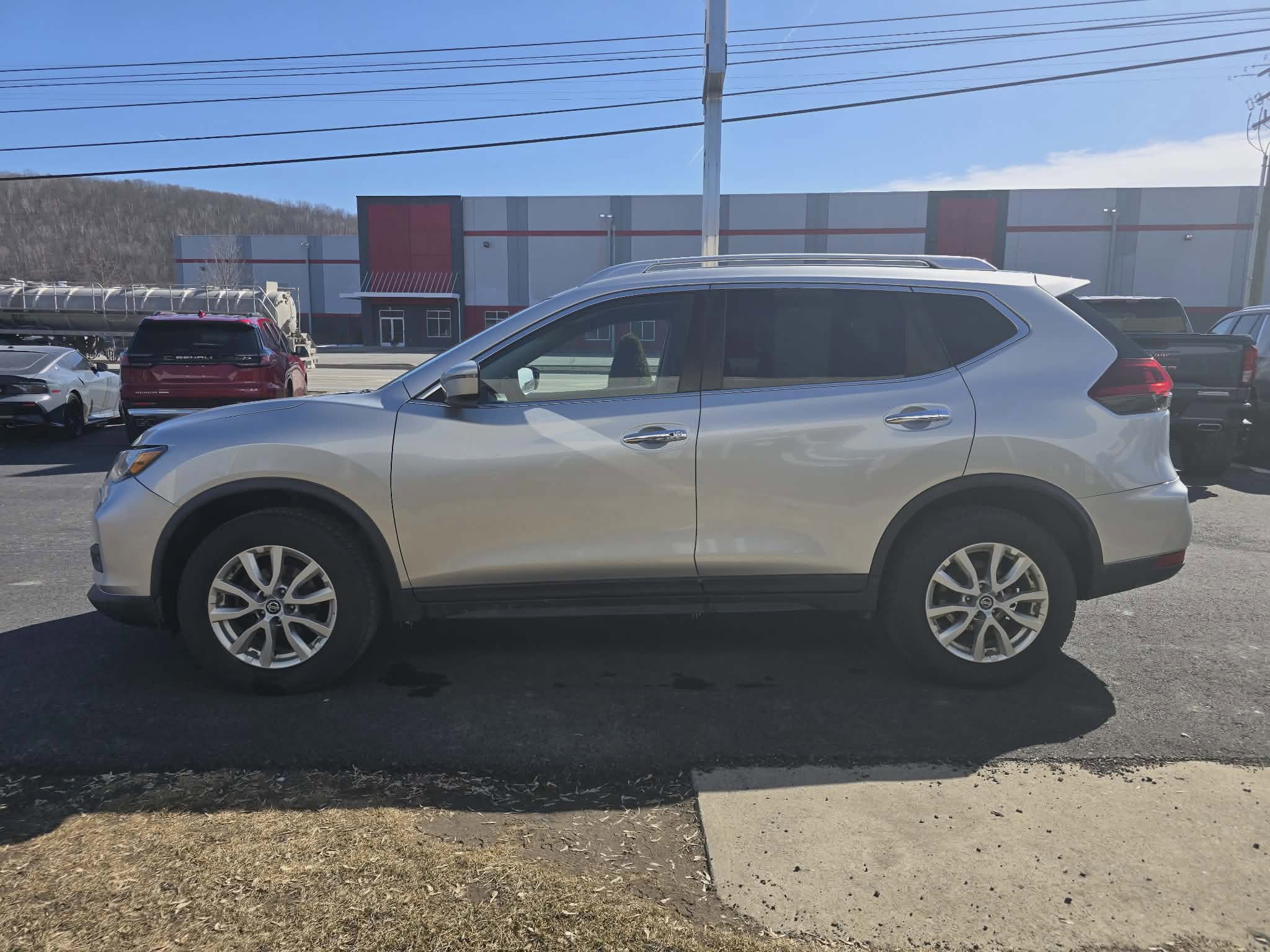 2018 Nissan Rogue SV