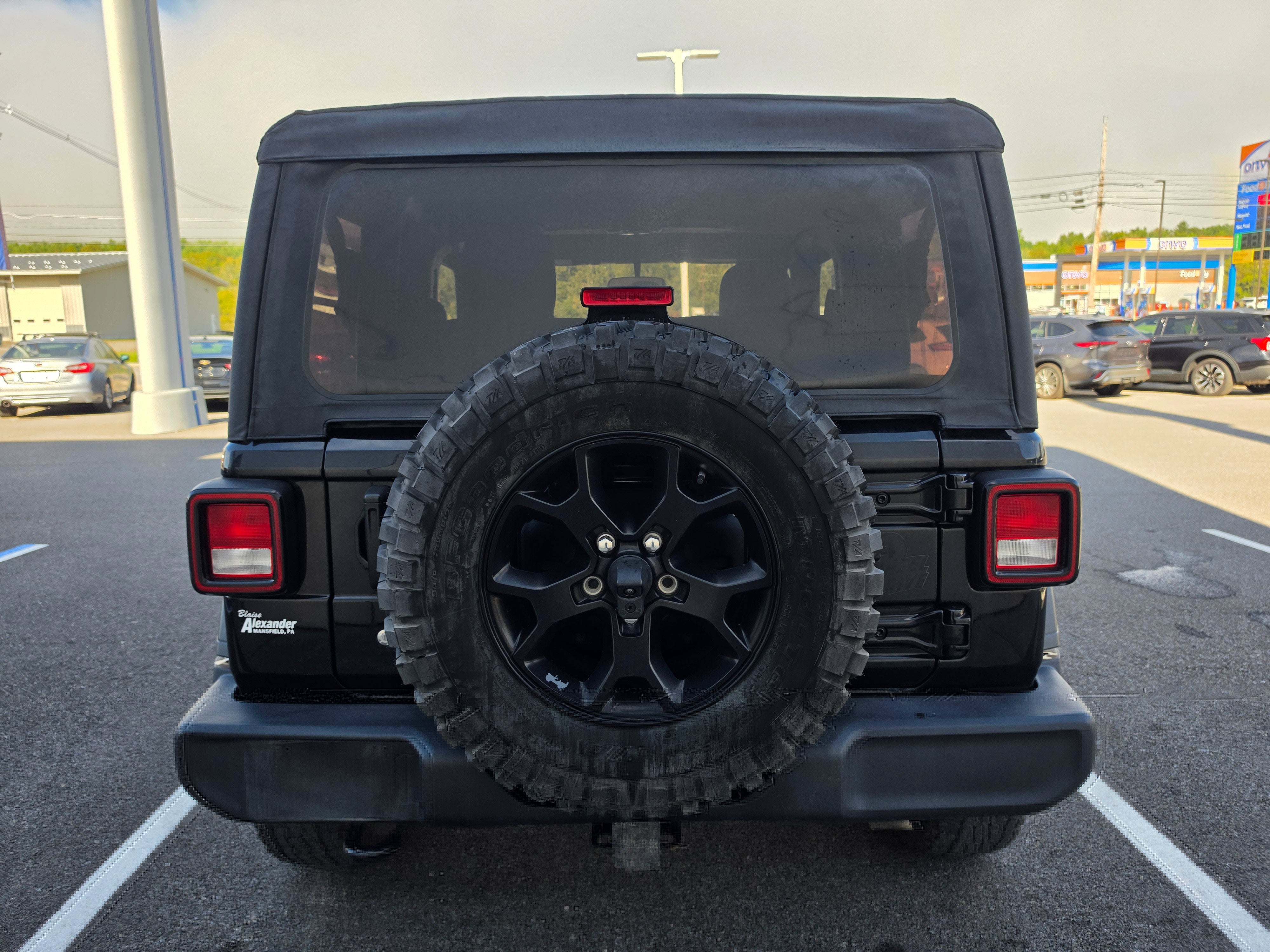 2022 Jeep Wrangler Willys Sport