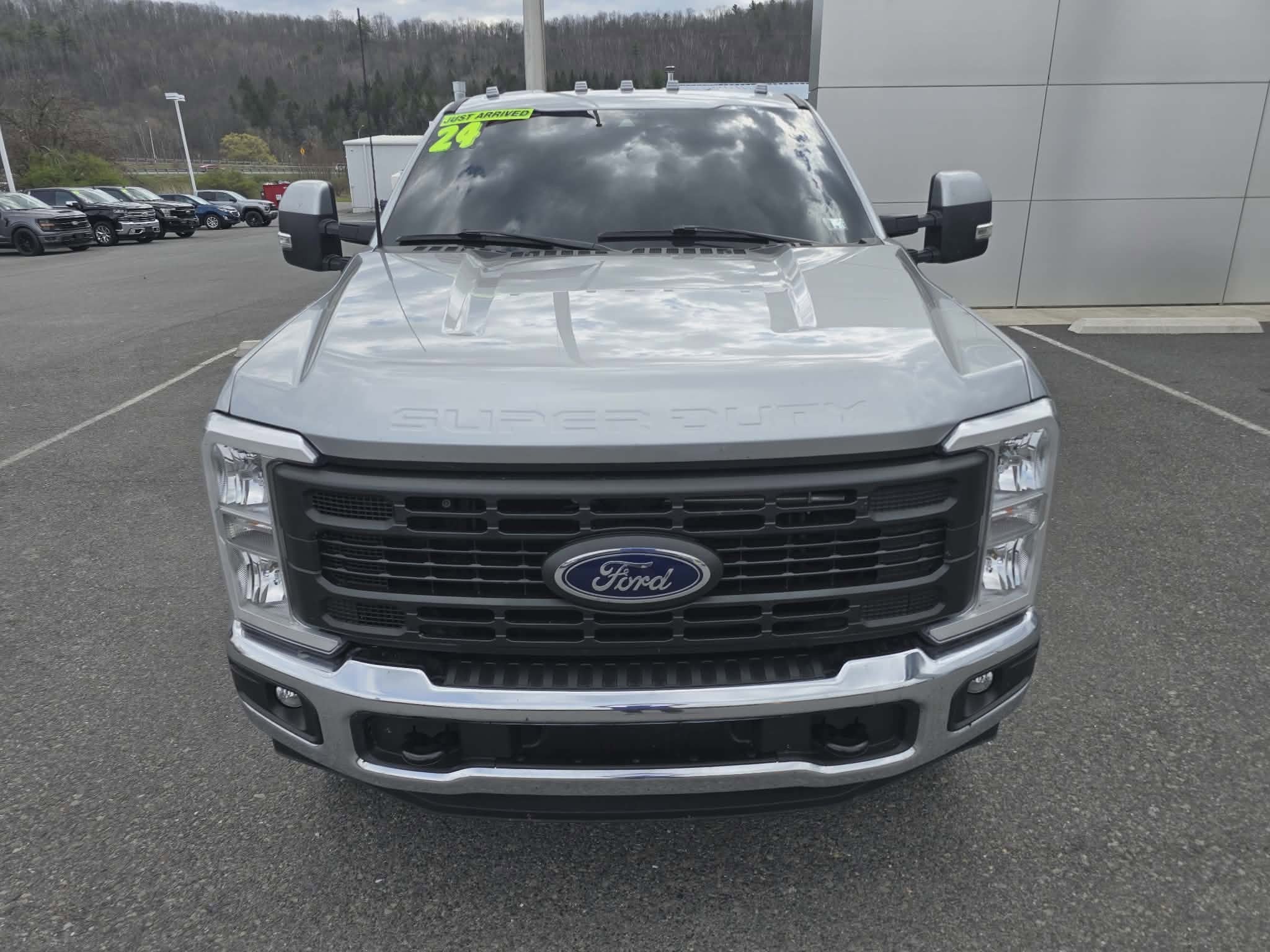 2024 Ford Super Duty F-250 SRW XL