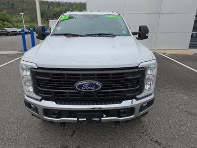 2023 Ford Super Duty F-350 SRW XL