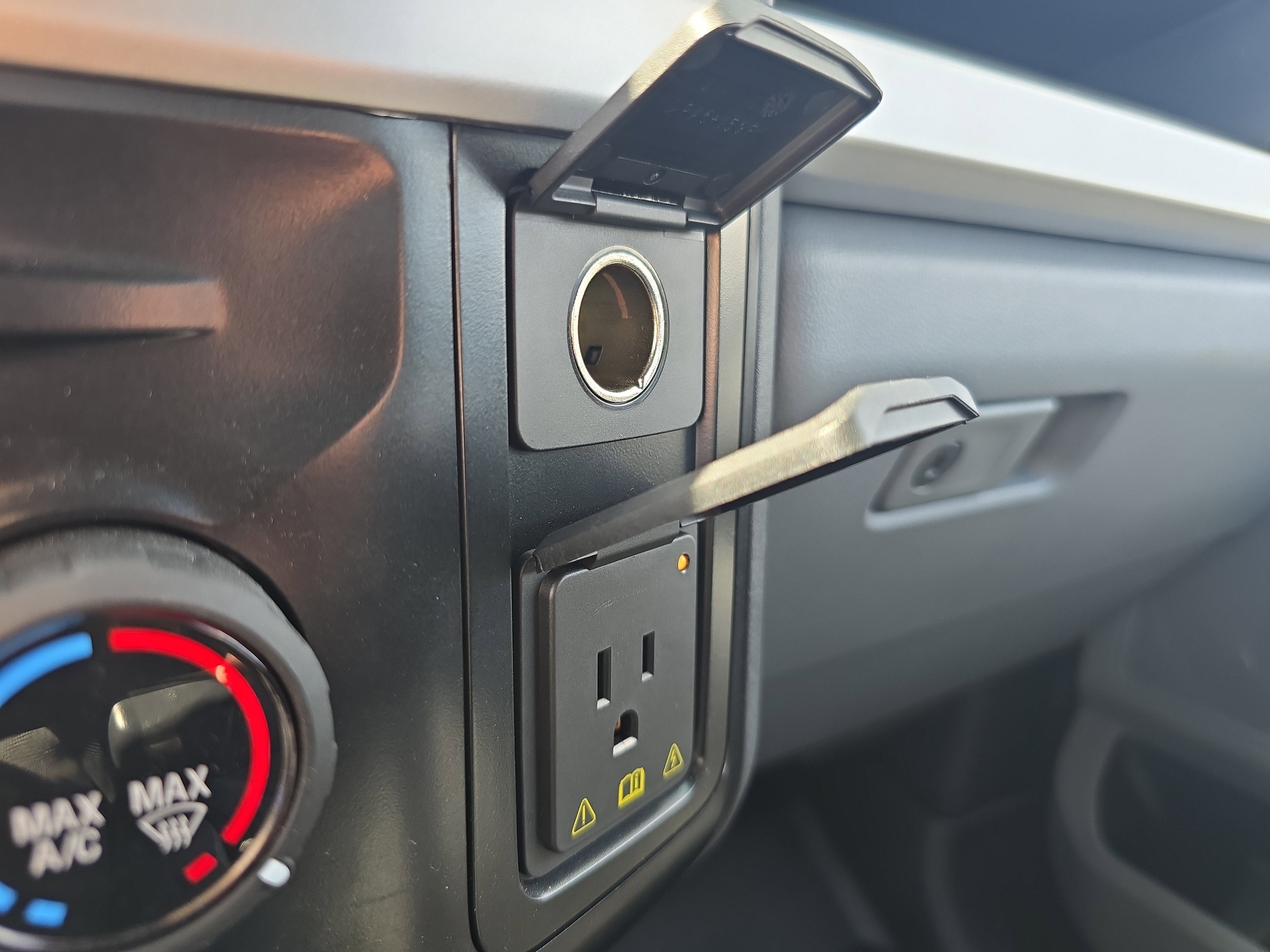 2024 Ford Super Duty F-350 SRW XL