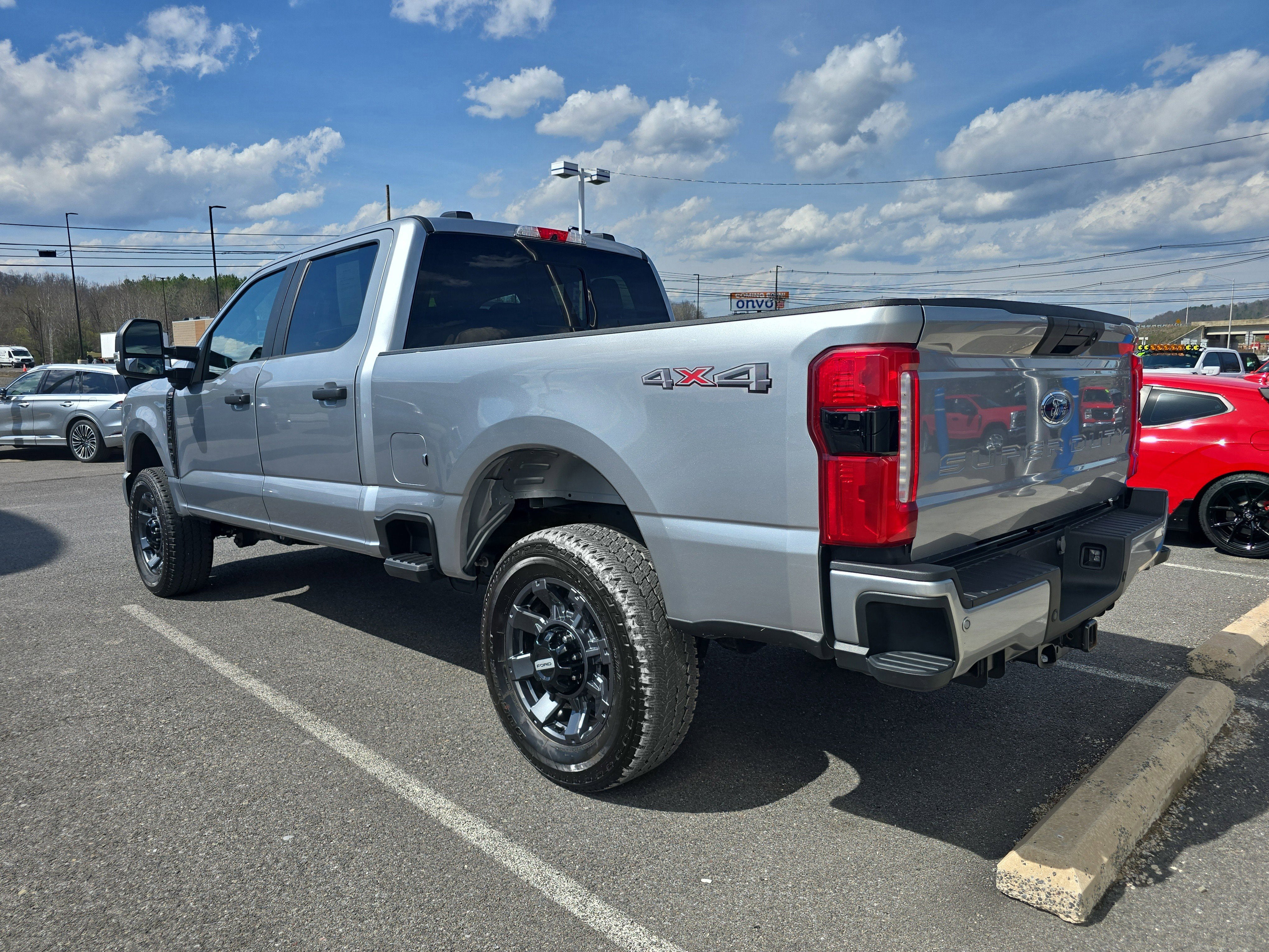 2024 Ford Super Duty F-350 SRW XL