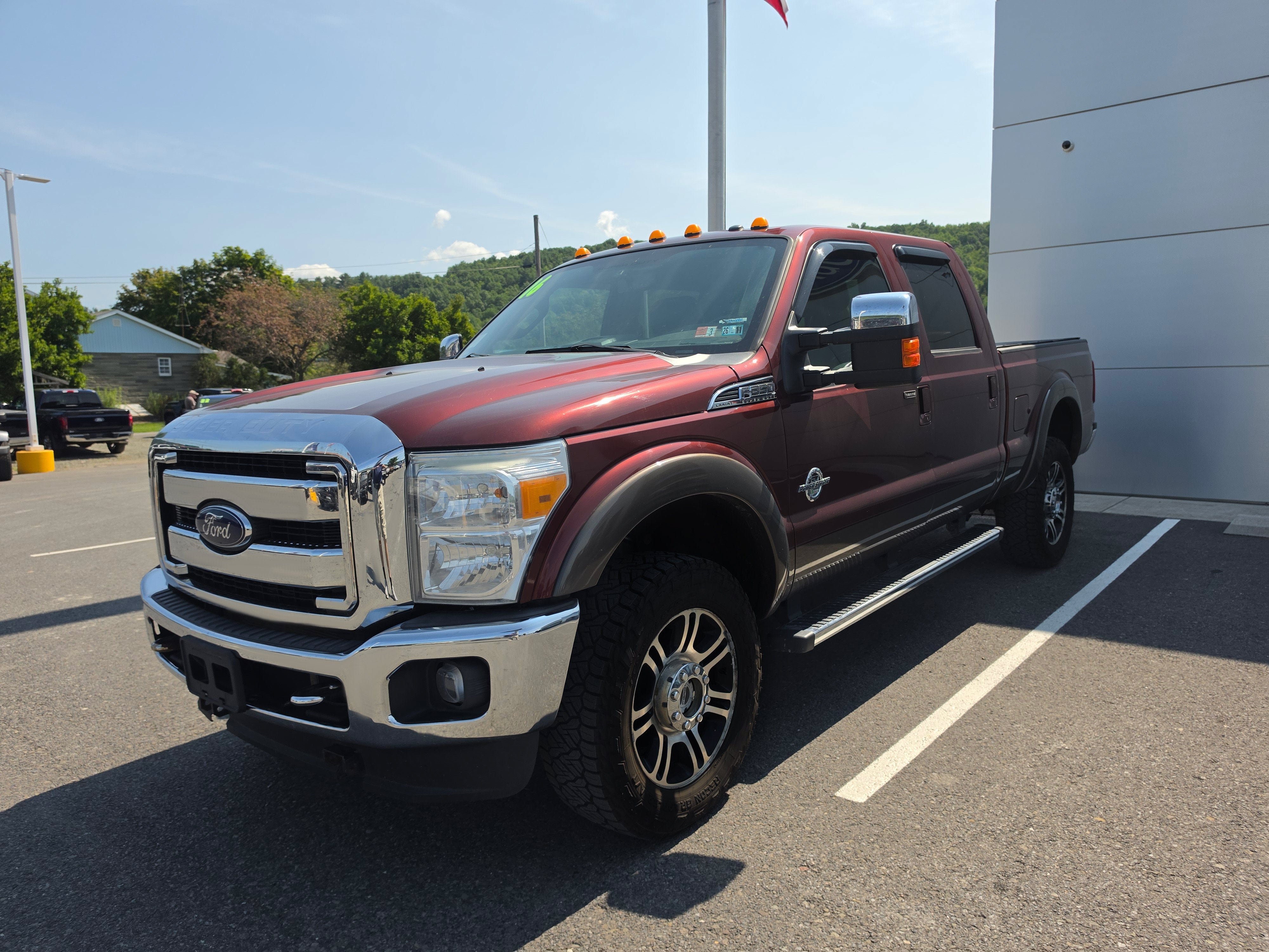 2016 Ford Super Duty F-350 SRW Lariat