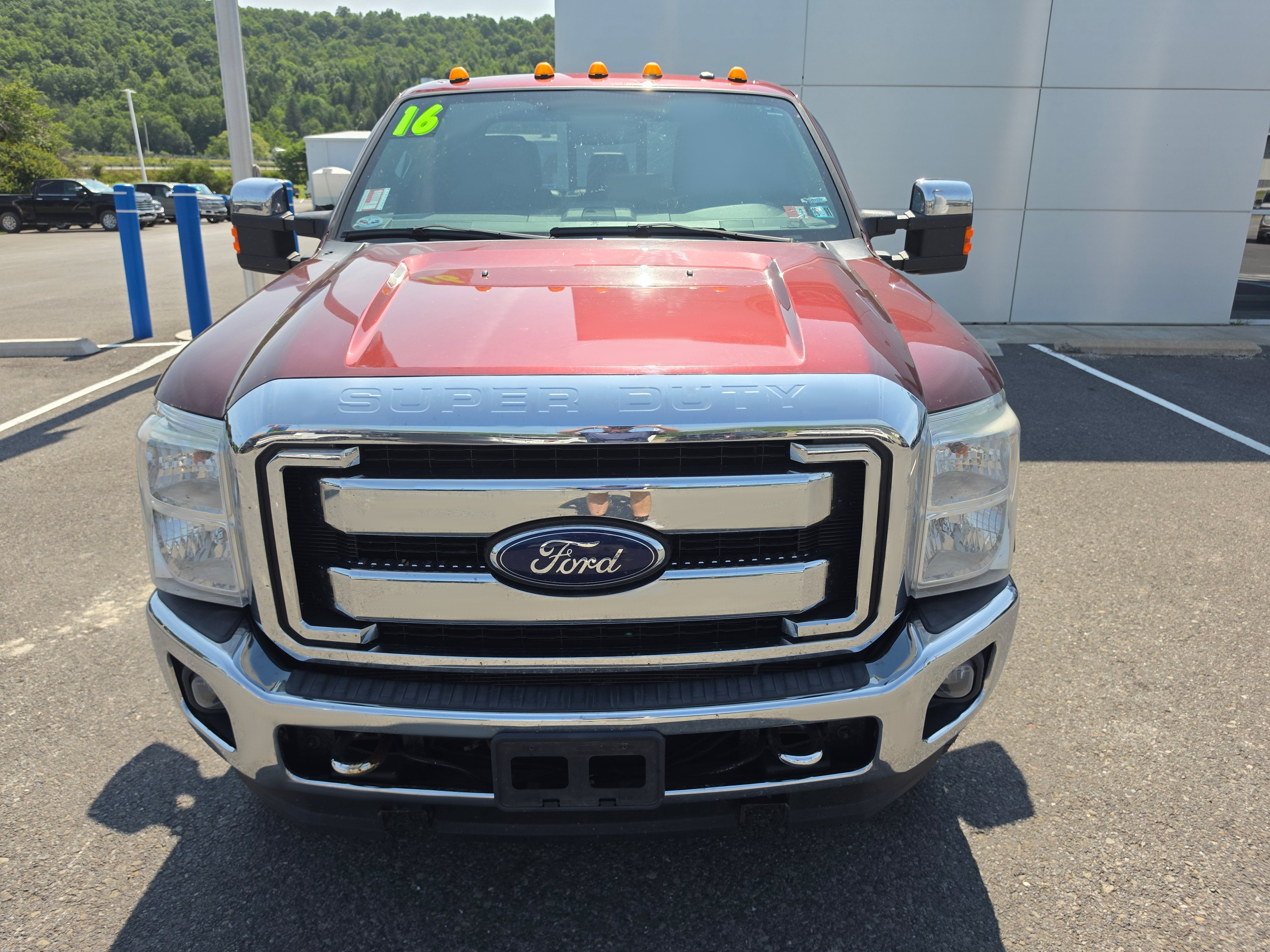 2016 Ford Super Duty F-350 SRW Lariat
