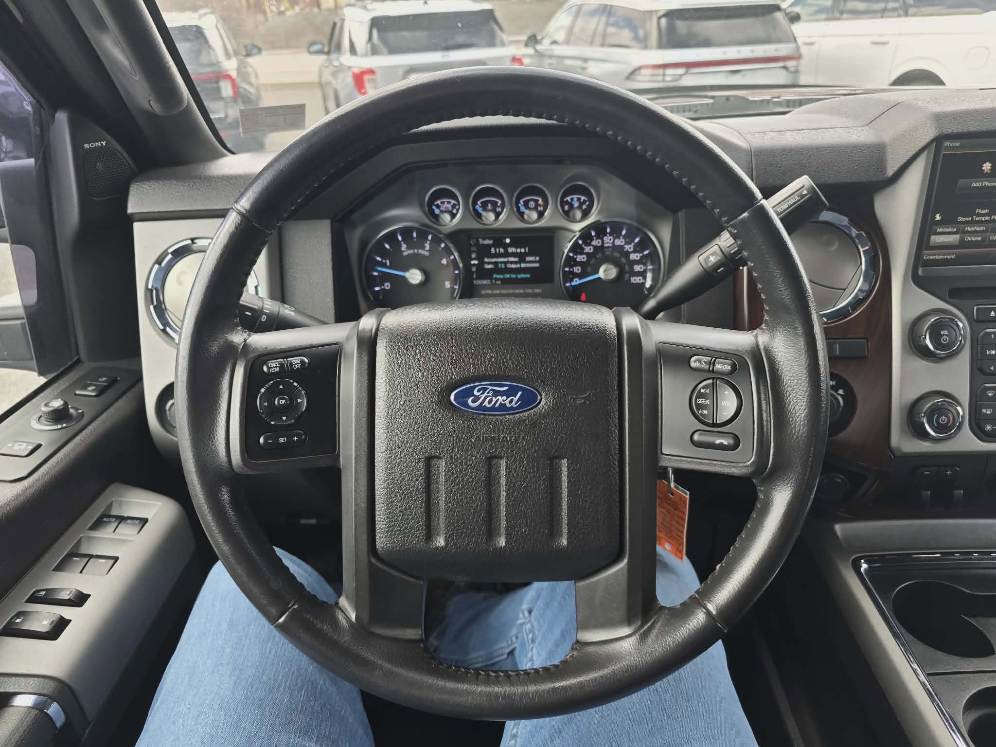 2016 Ford Super Duty F-350 SRW Lariat