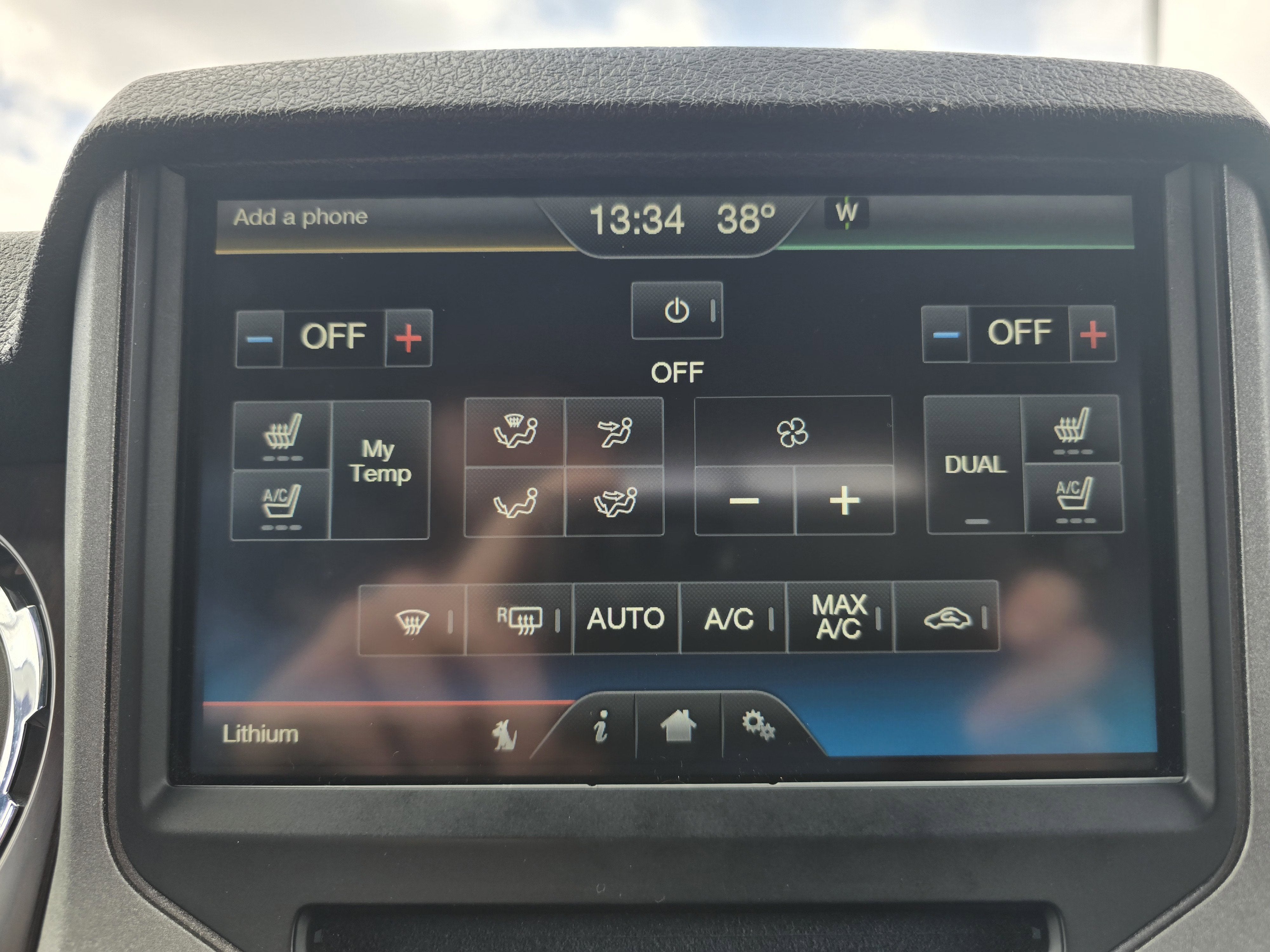 2016 Ford Super Duty F-350 SRW Lariat