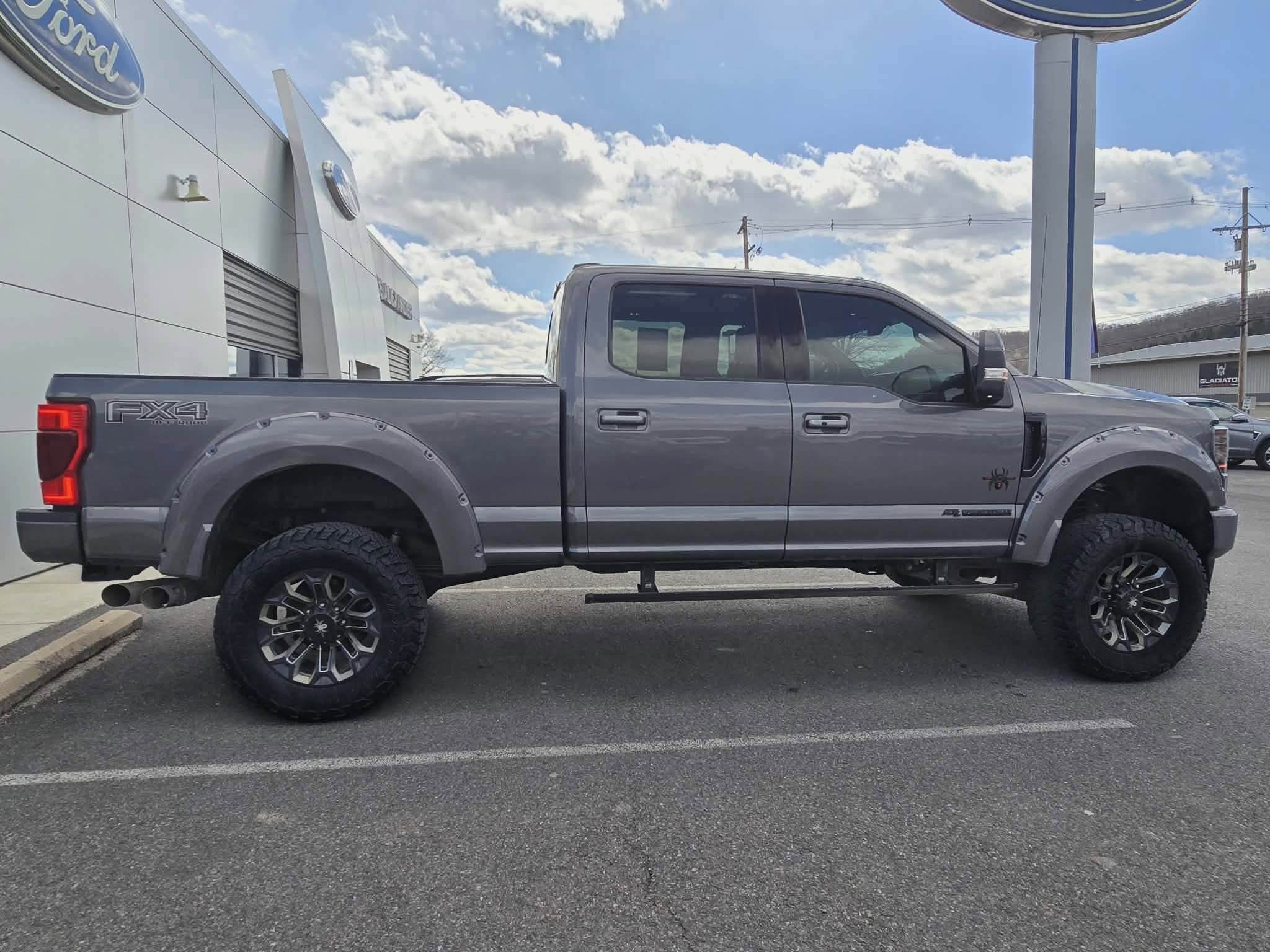 2021 Ford Super Duty F-350 SRW LARIAT