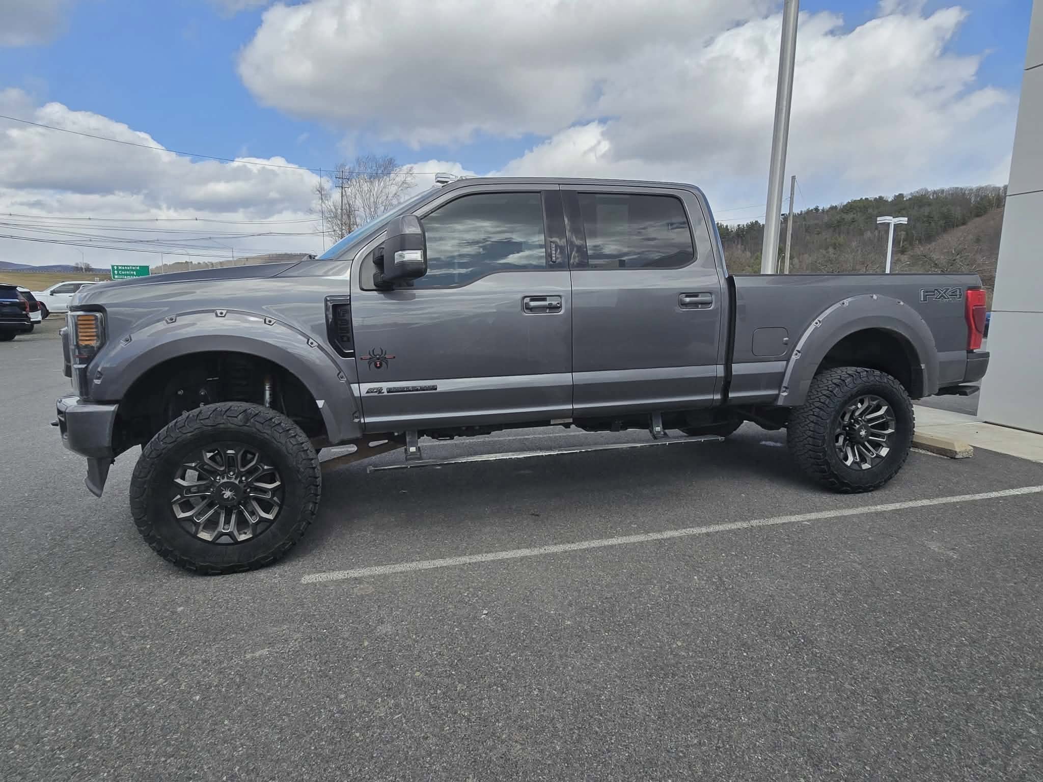 2021 Ford Super Duty F-350 SRW LARIAT