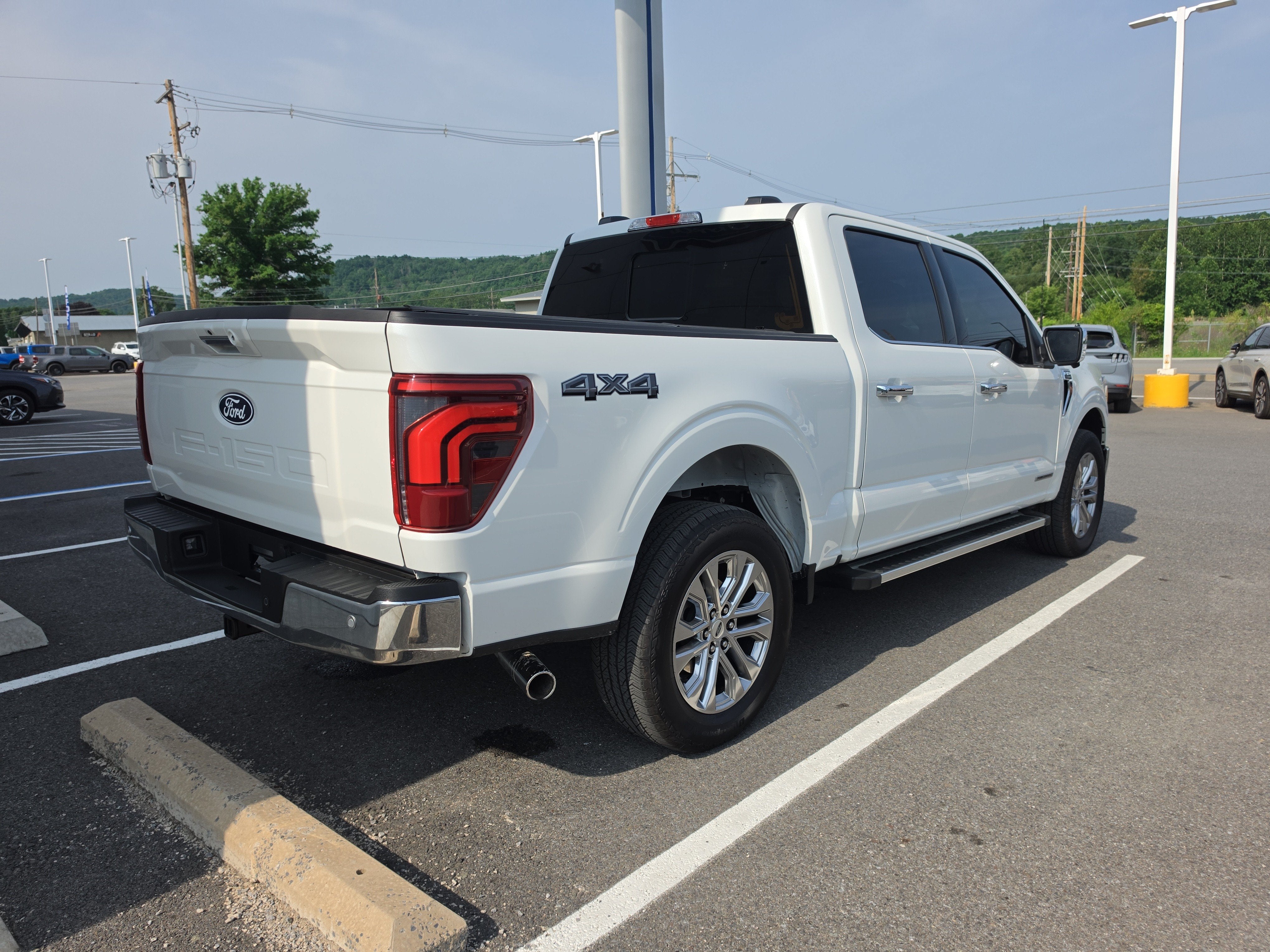 2024 Ford F-150 LARIAT
