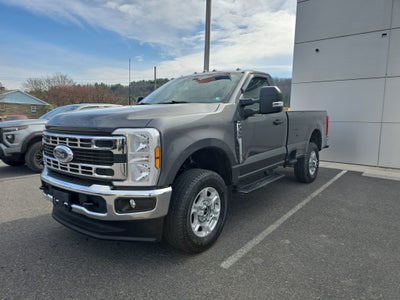 2025 Ford Super Duty F-350 SRW XLT