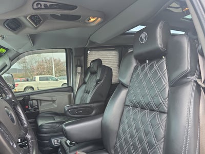2021 Chevrolet Express Passenger LS