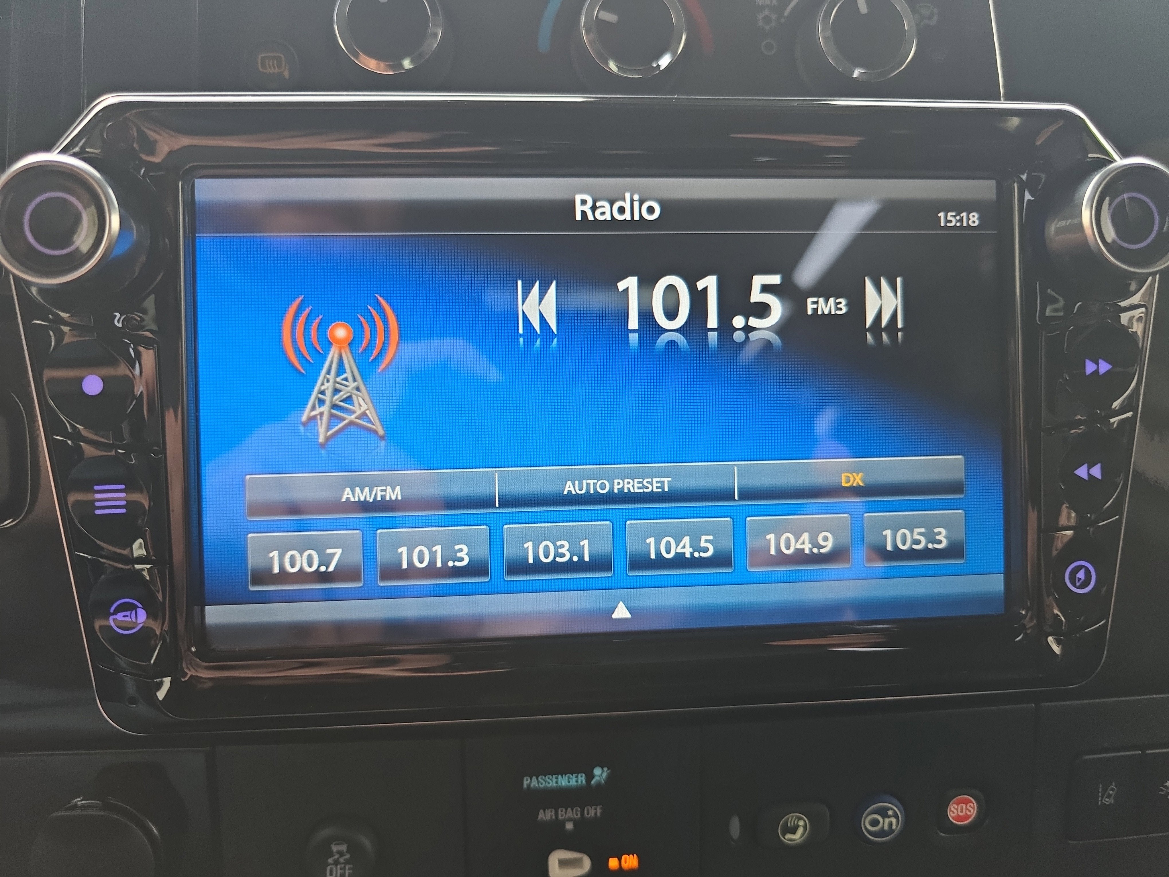 2021 Chevrolet Express Passenger LS