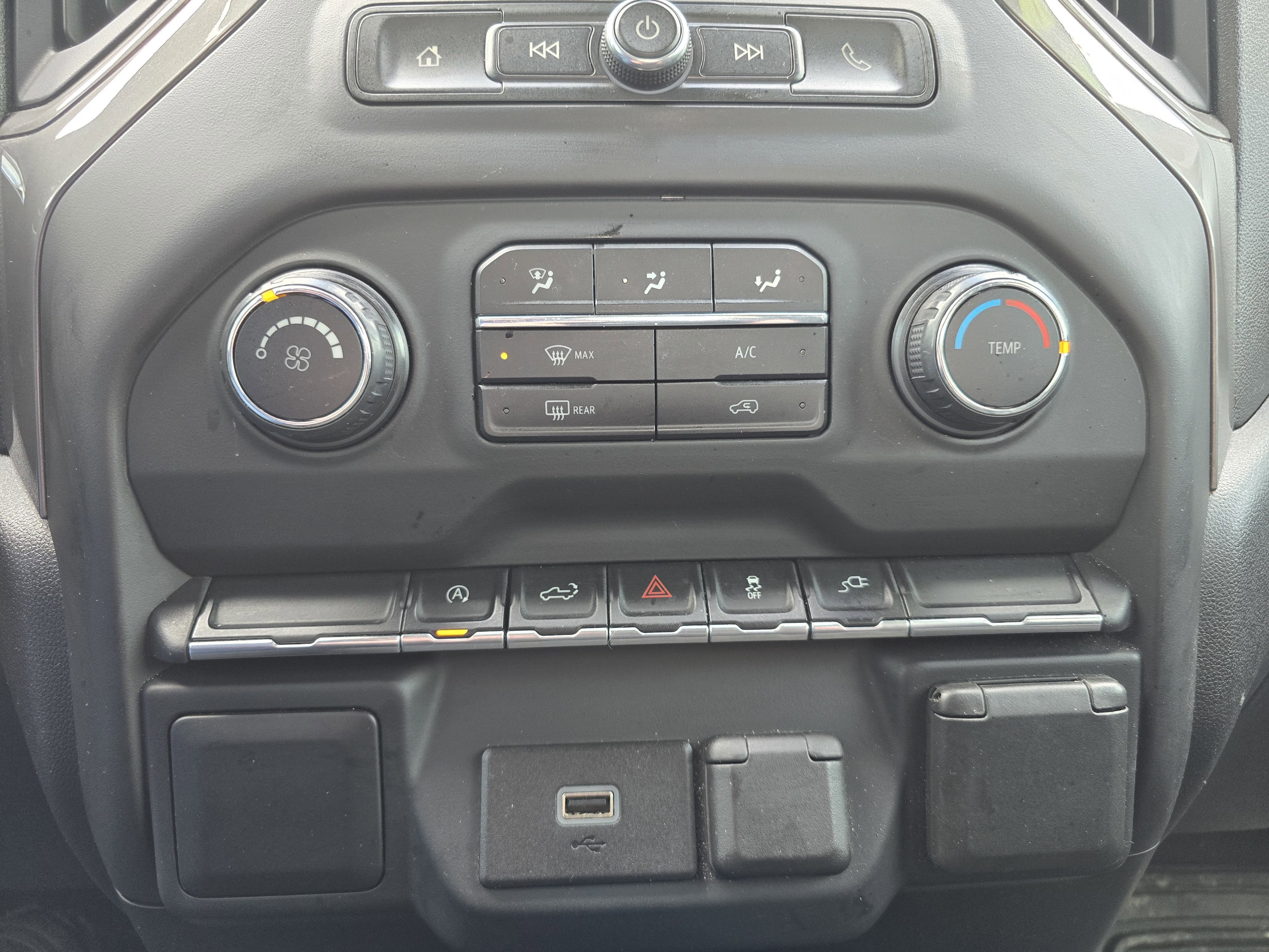 2020 Chevrolet Silverado 1500 Custom