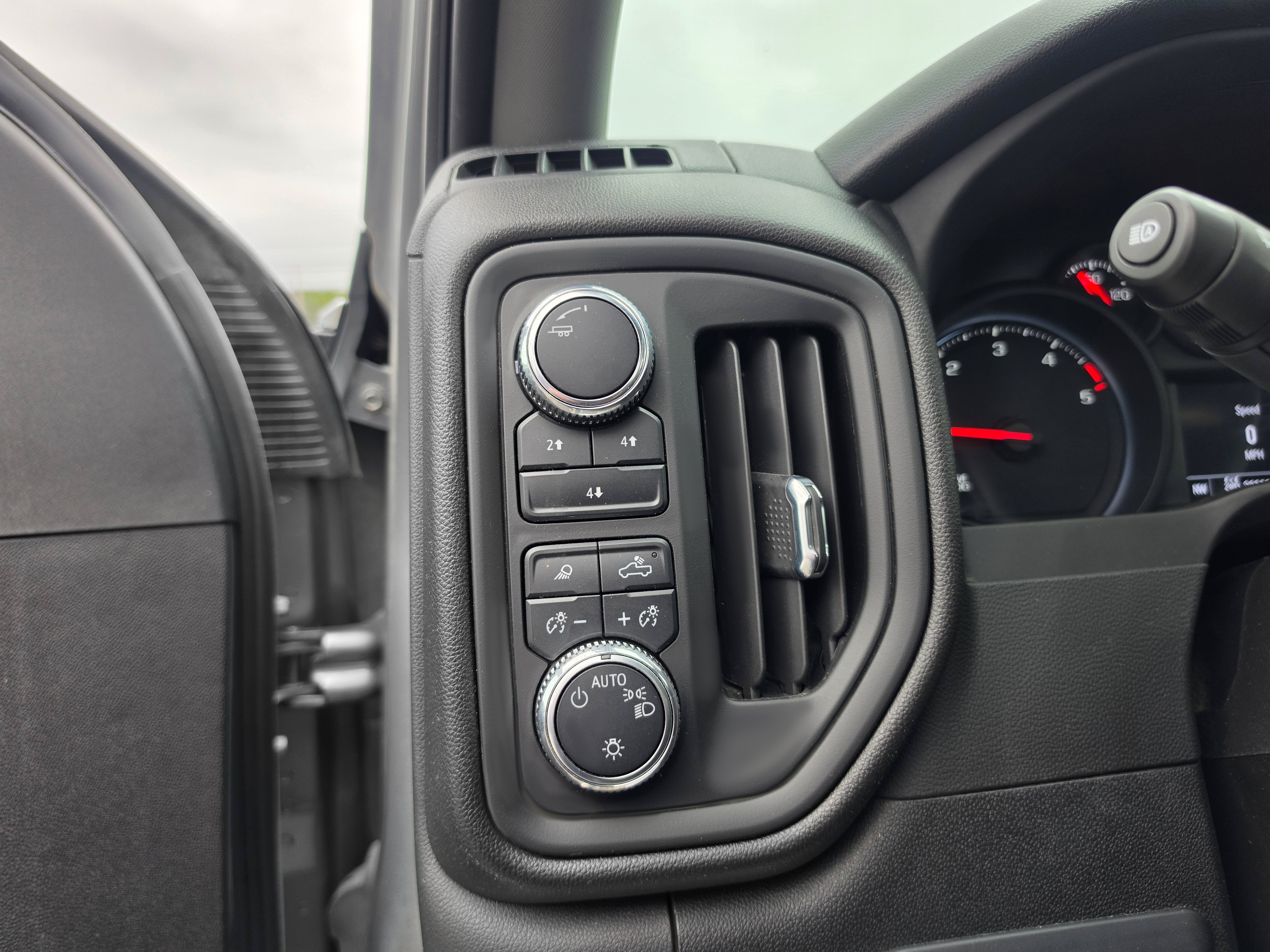 2024 GMC Sierra 3500HD Pro