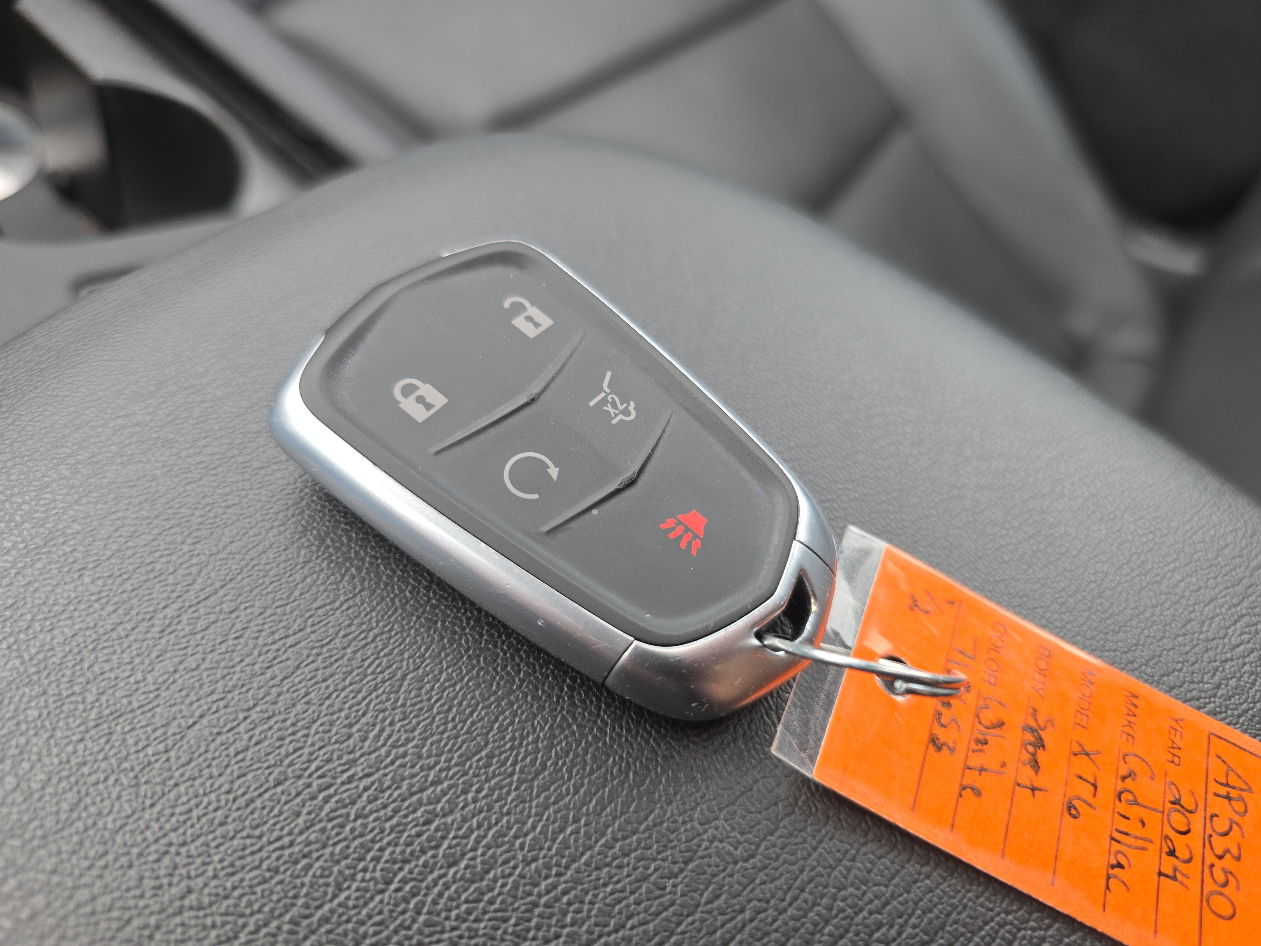 2024 Cadillac XT6 AWD Sport