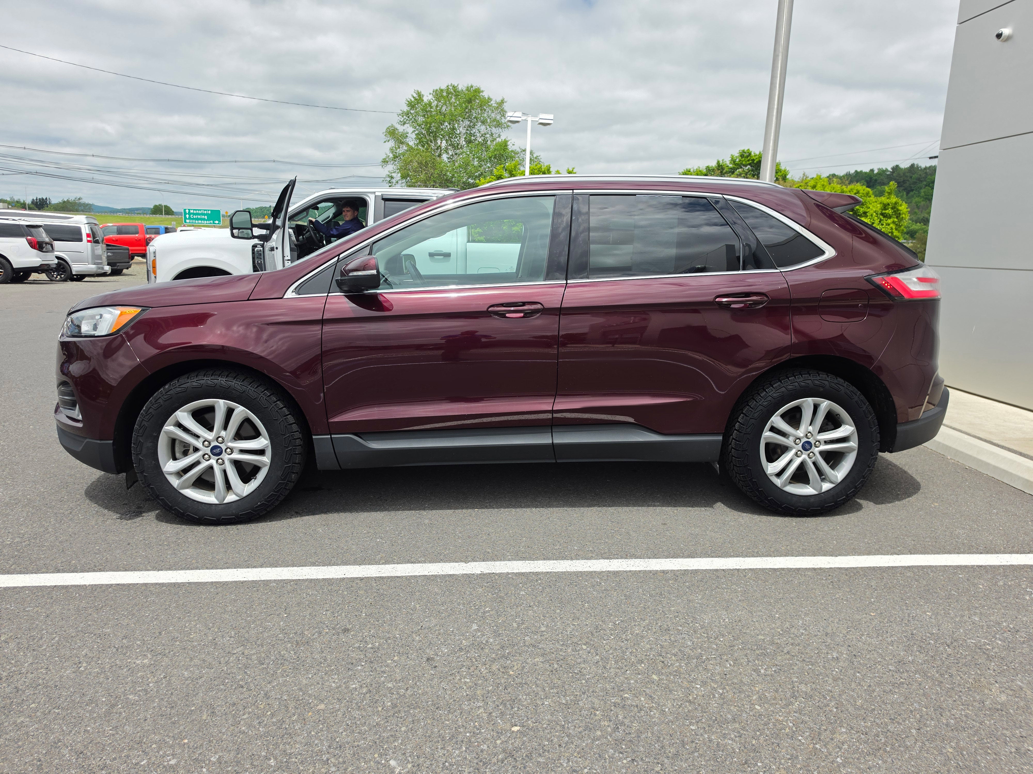 2020 Ford Edge SEL