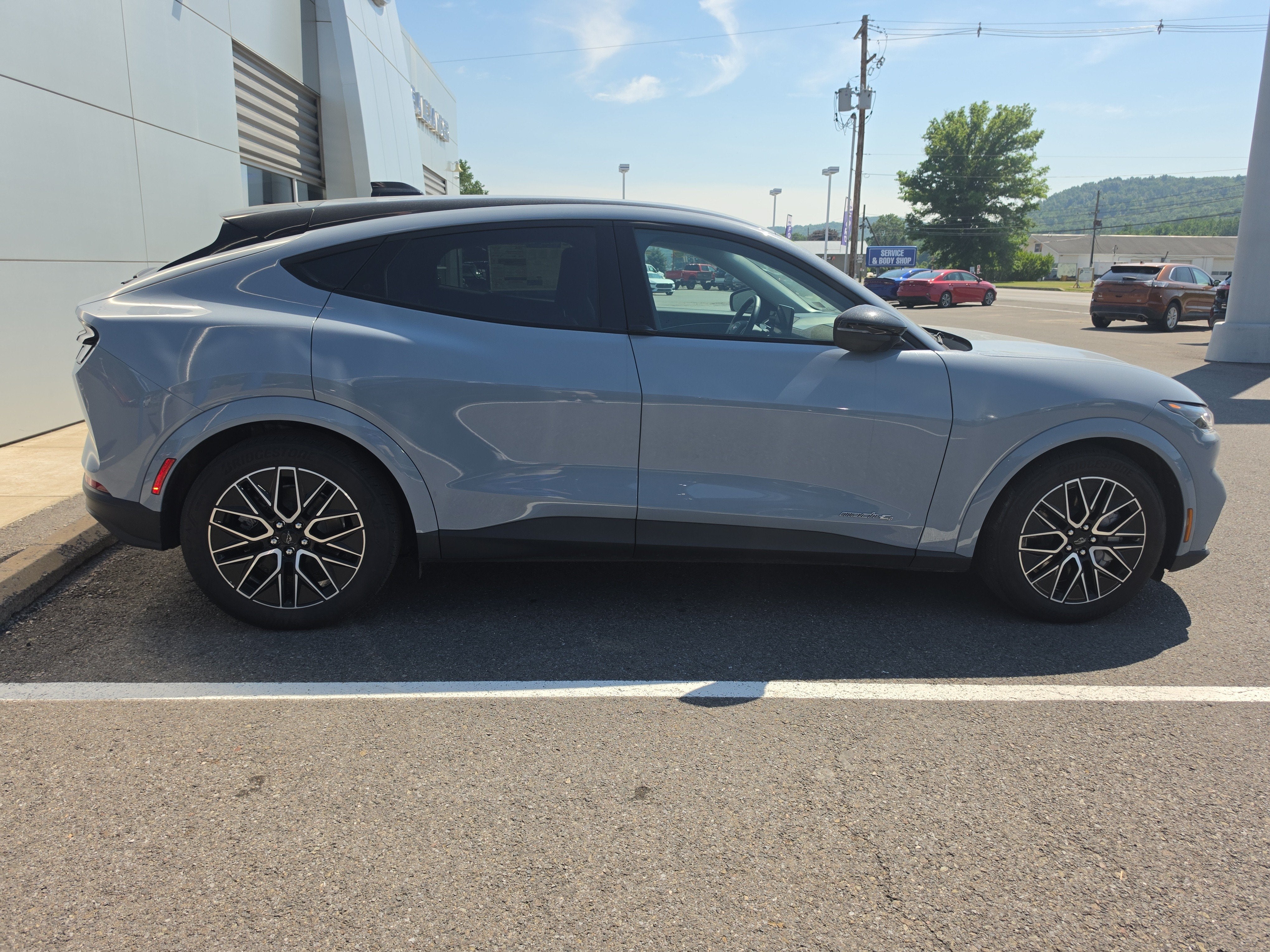 2025 Ford Mustang Mach-E Premium