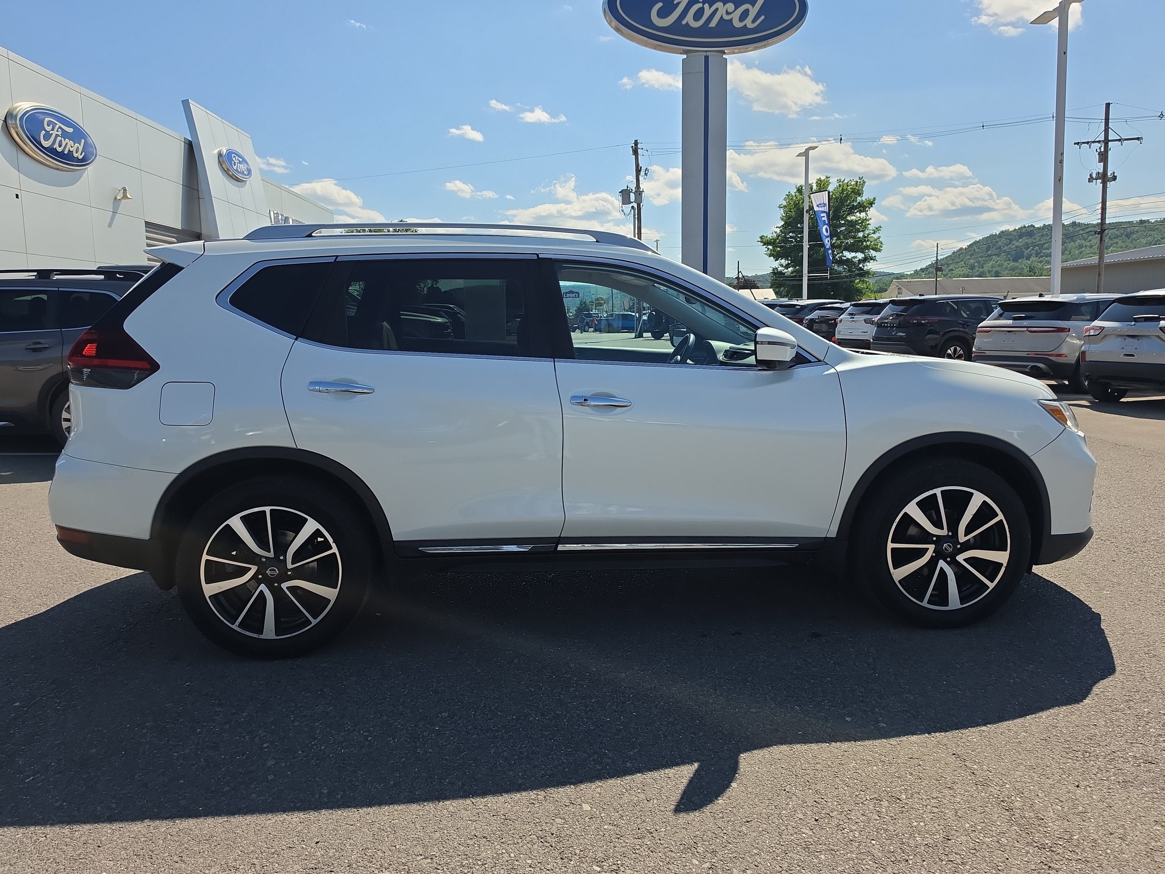 2019 Nissan Rogue SL