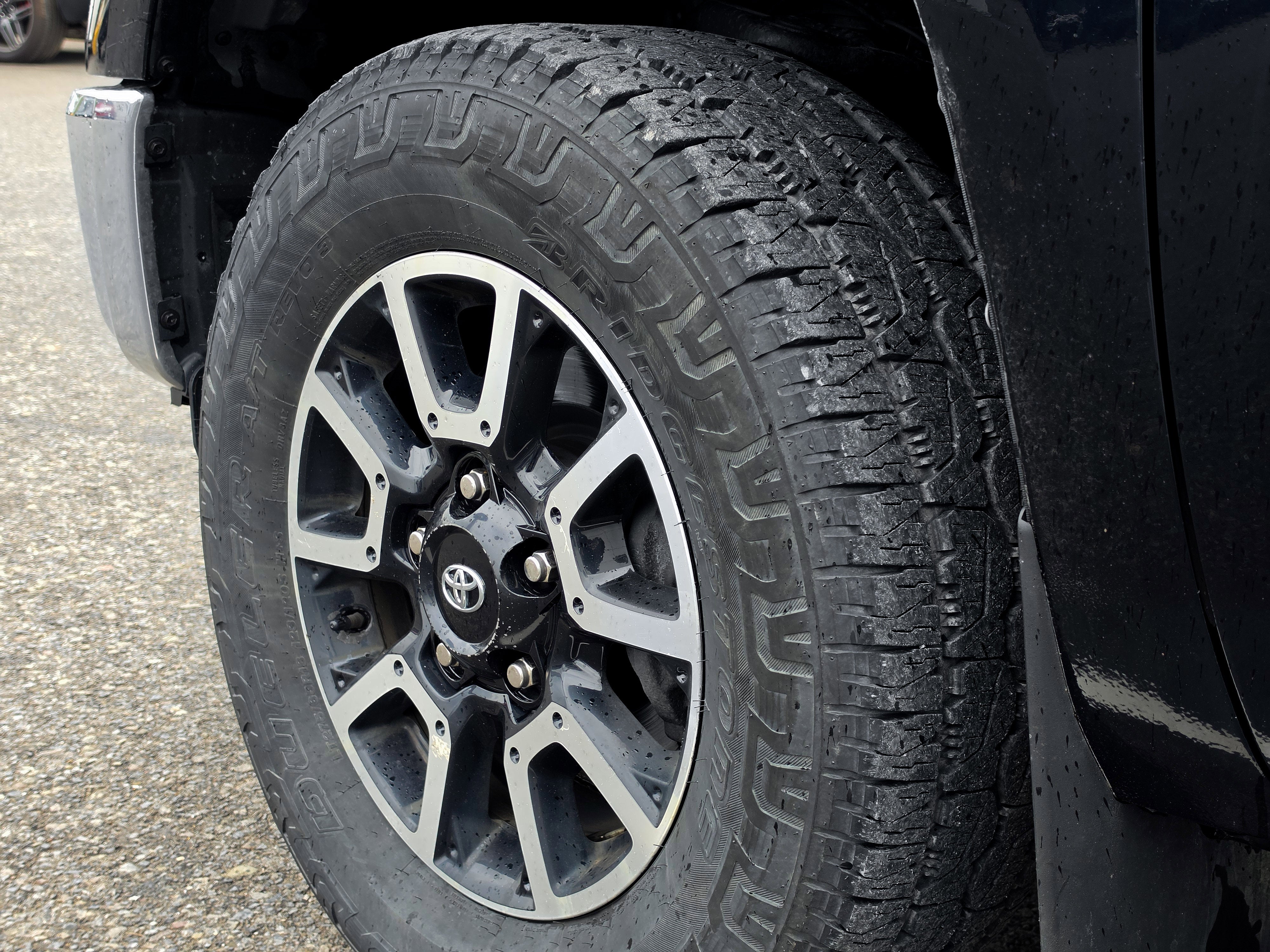 2016 Toyota Tundra 4WD Truck SR5